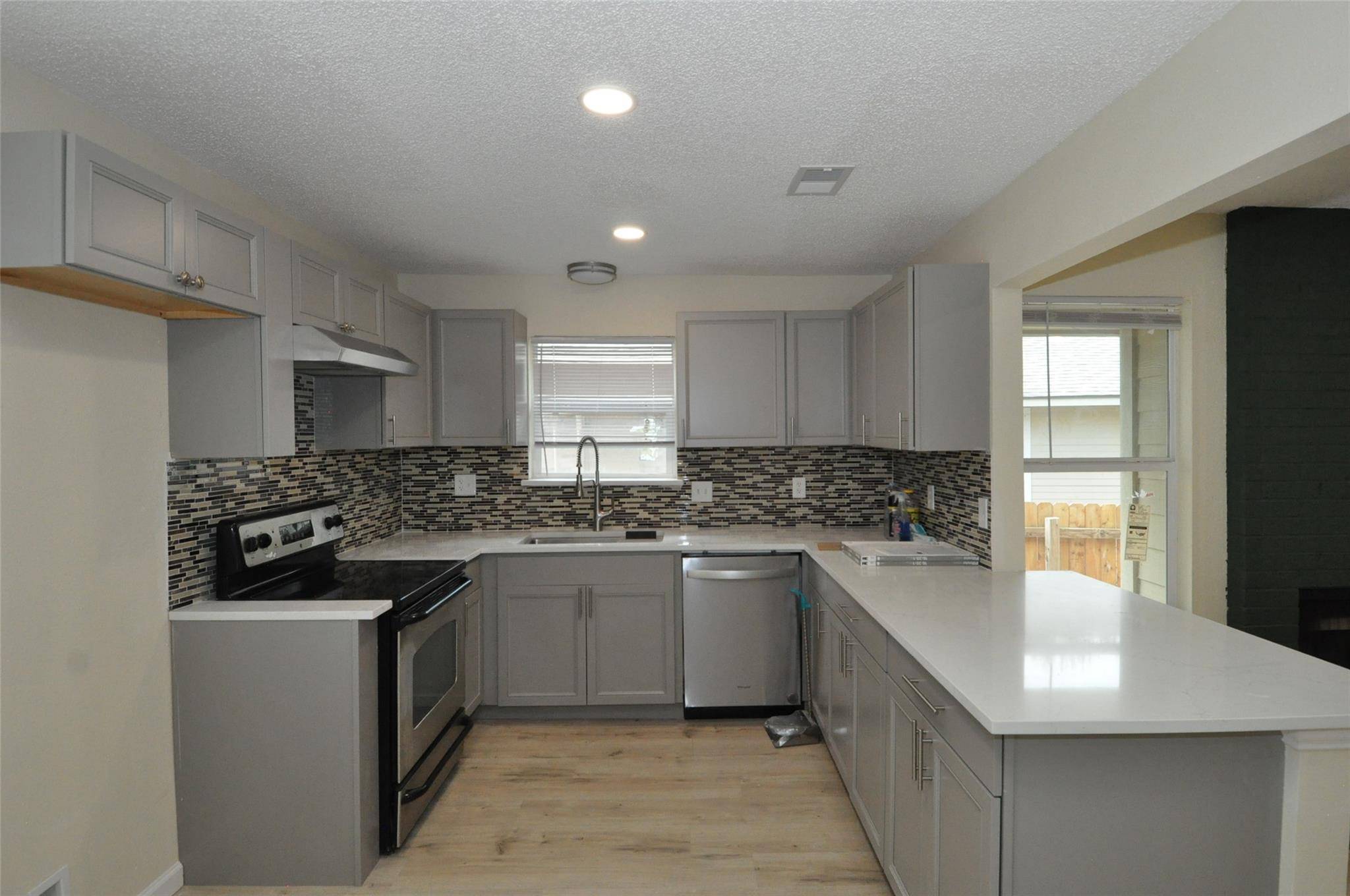 Austin, TX 78748,9910 Brasher DR #A