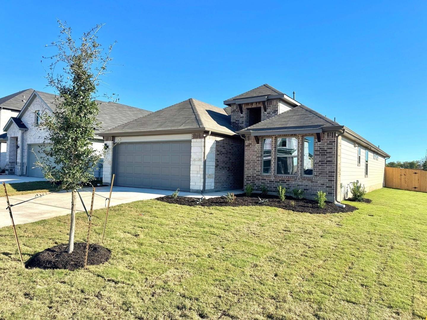 Hutto, TX 78634,100 Mandeville DR