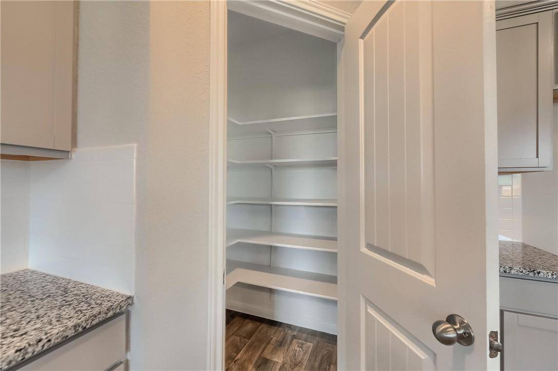 Bastrop, TX 78602,212 Strand LN