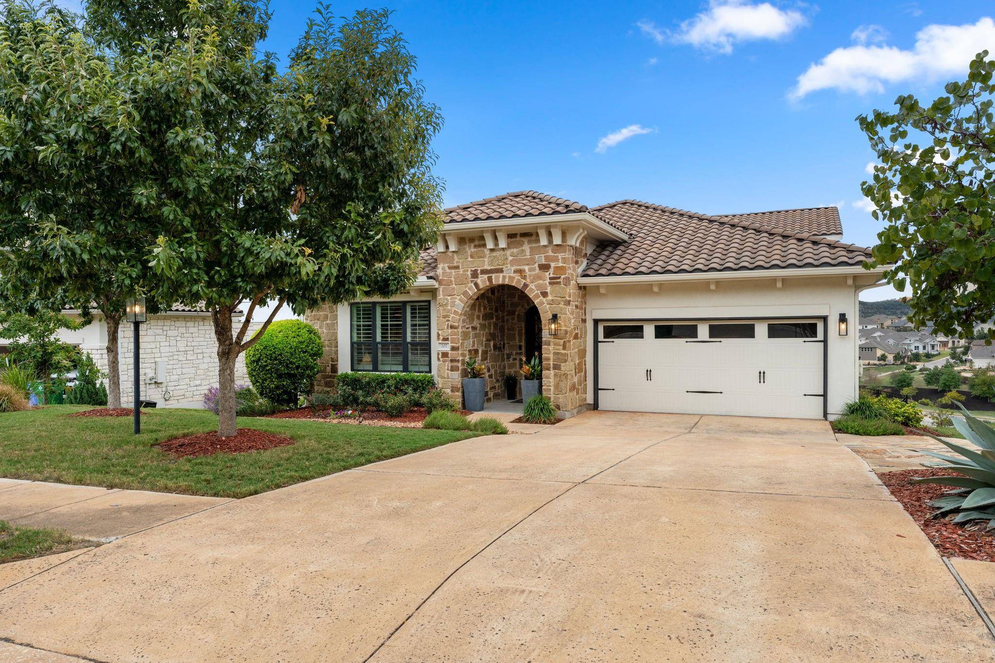 Austin, TX 78738,207 Serene Hilltop CIR