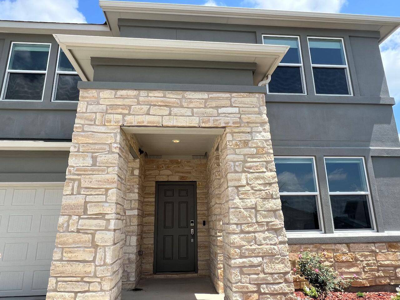 Hutto, TX 78634,1007 Sandra Ann WAY