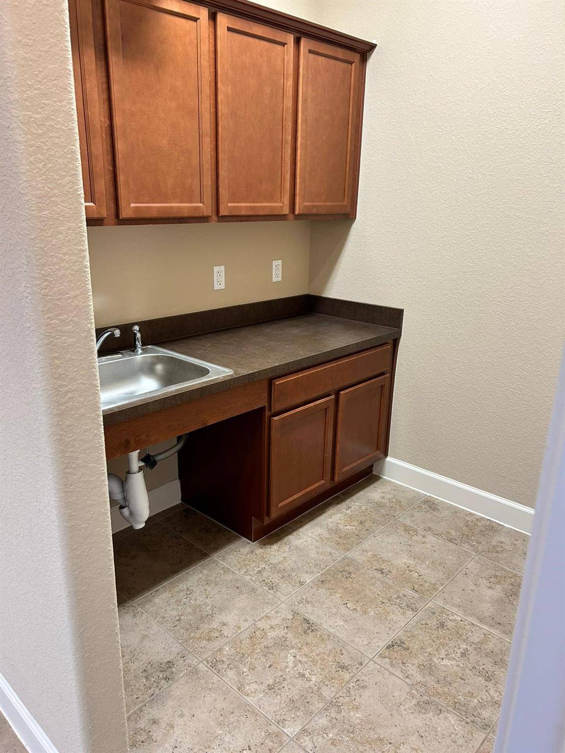 Round Rock, TX 78664,2911 S A W Grimes BLVD #3