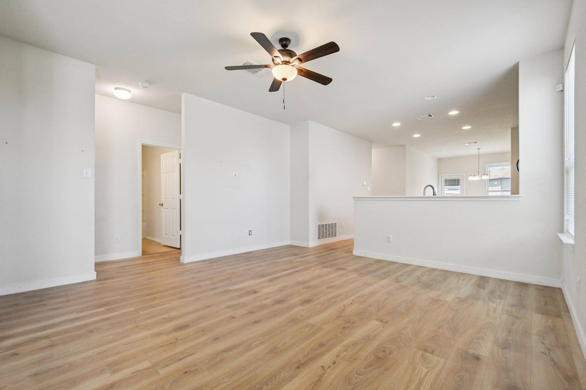 Liberty Hill, TX 78642,216 Compania DR