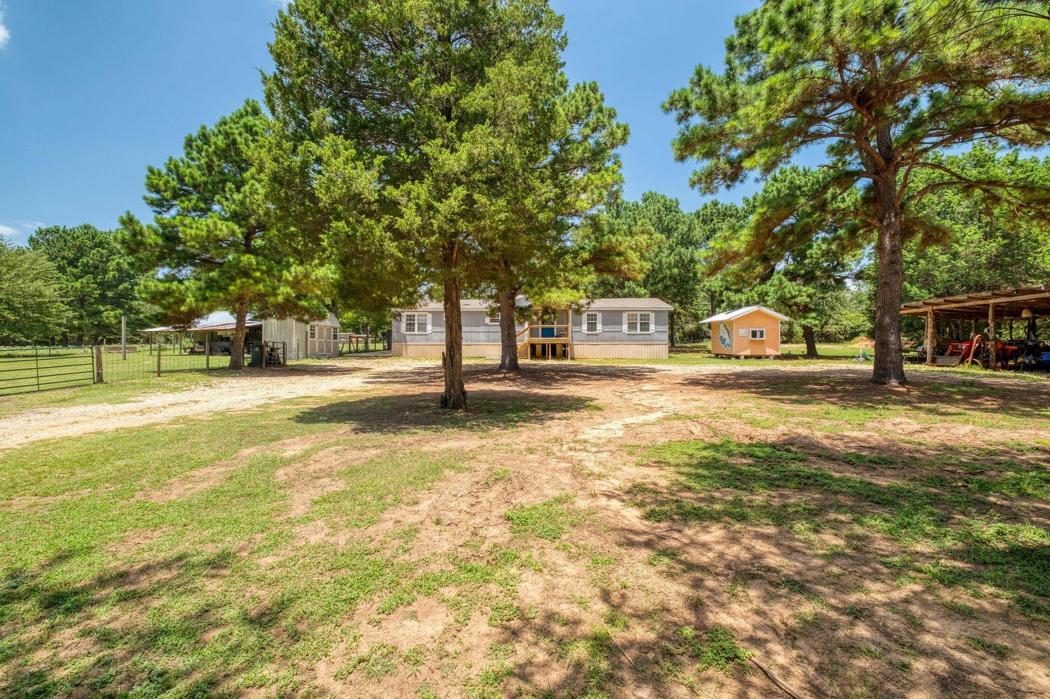 Paige, TX 78659,1922 E SH 21