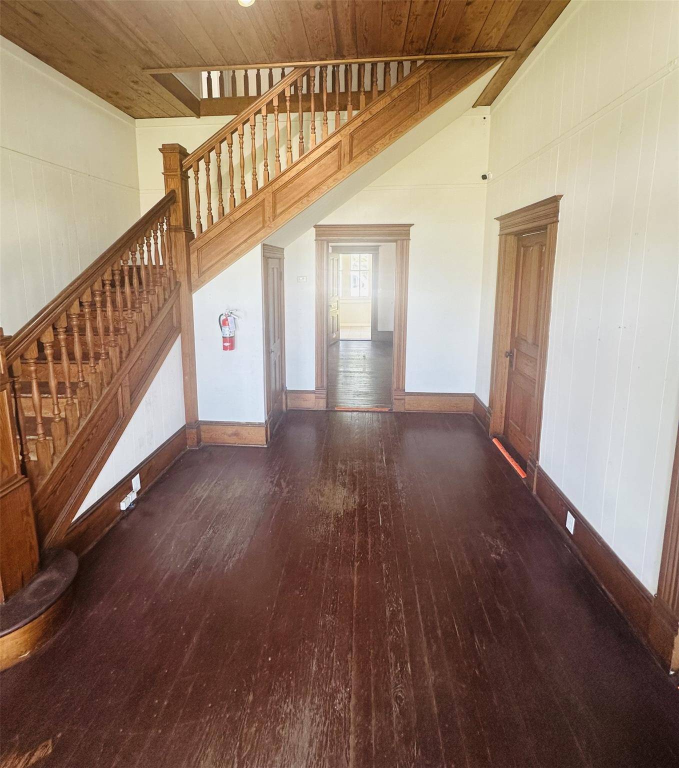 Hutto, TX 78634,202 W Highway 79 HWY