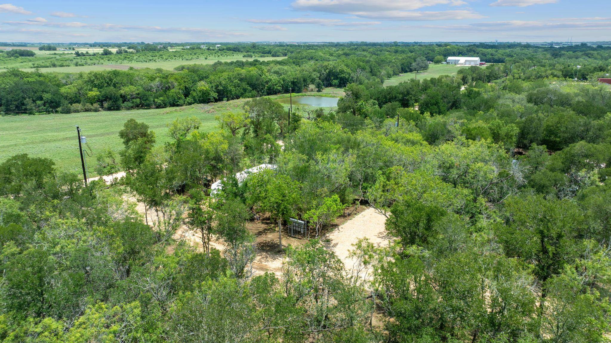 Lockhart, TX 78644,1633 Boggy Creek RD