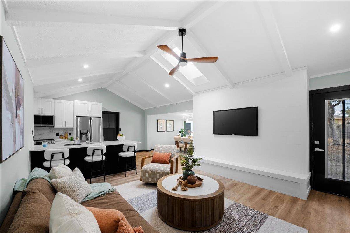 Austin, TX 78736,7006 Whispering Creek DR