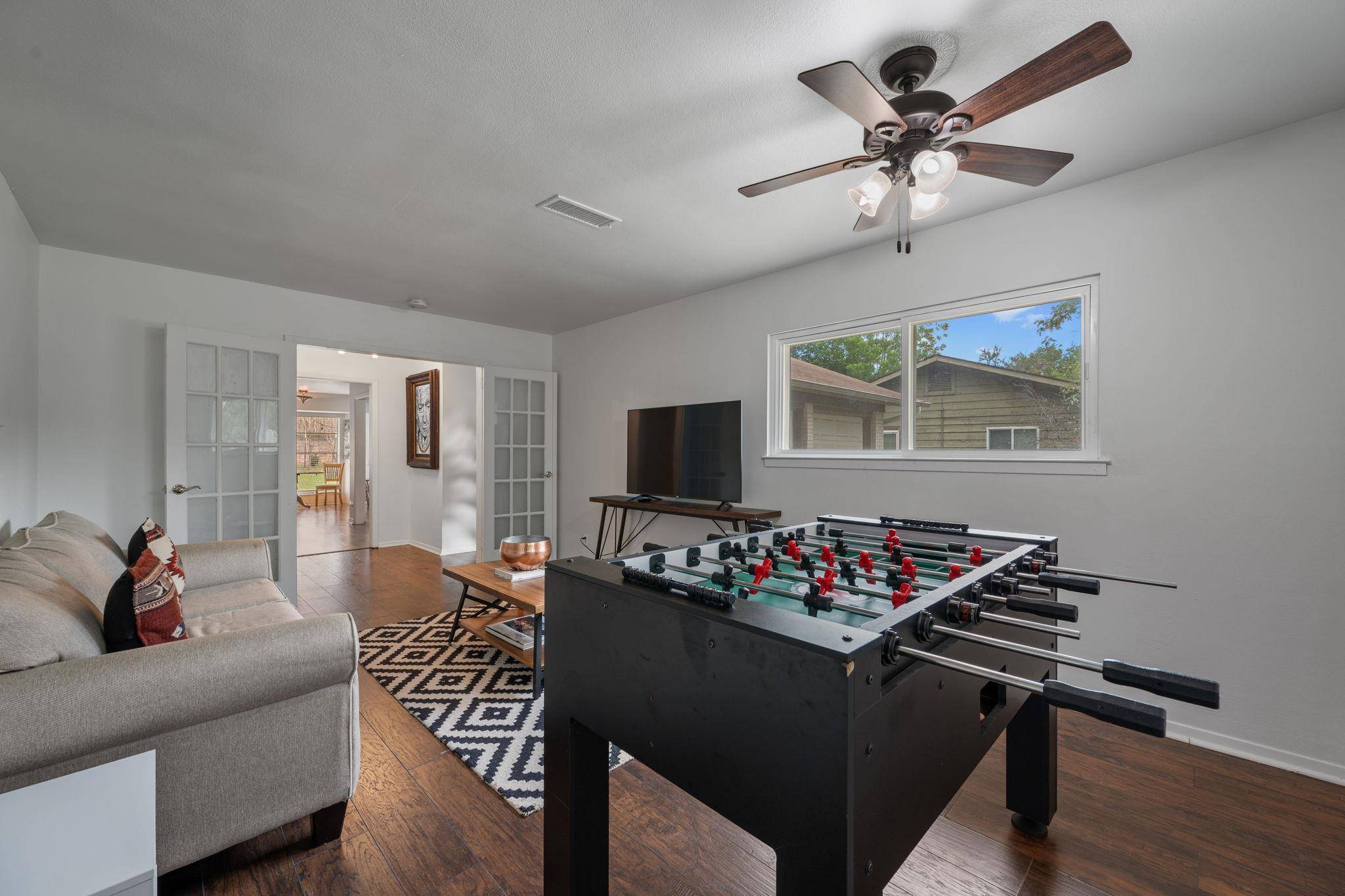Austin, TX 78704,1913 Edgeware DR