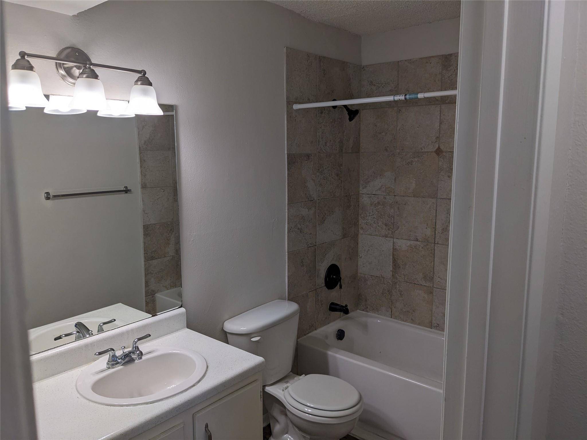 Austin, TX 78752,6008 N Lamar BLVD #316