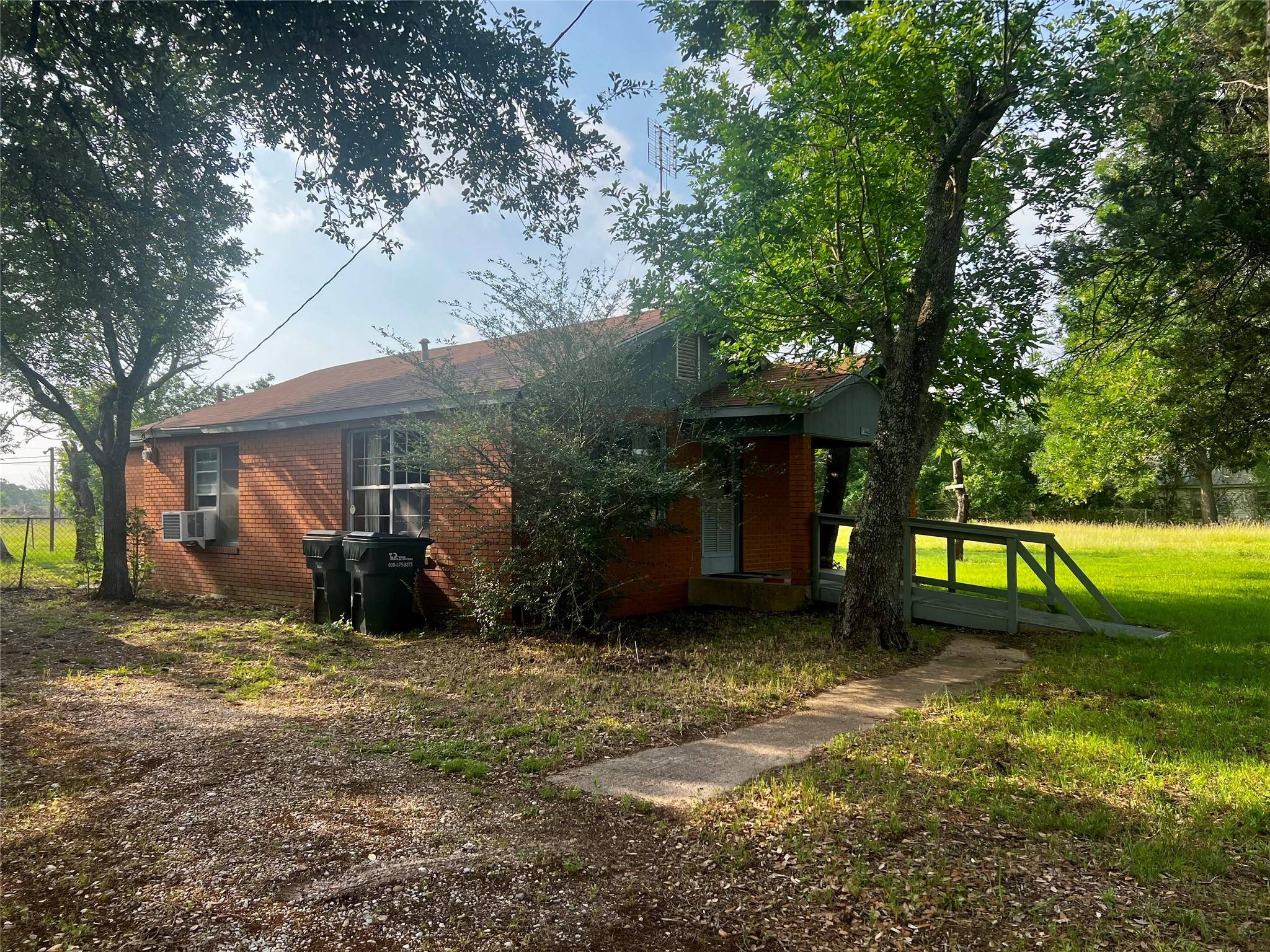 Giddings, TX 78942,1346 FM 448