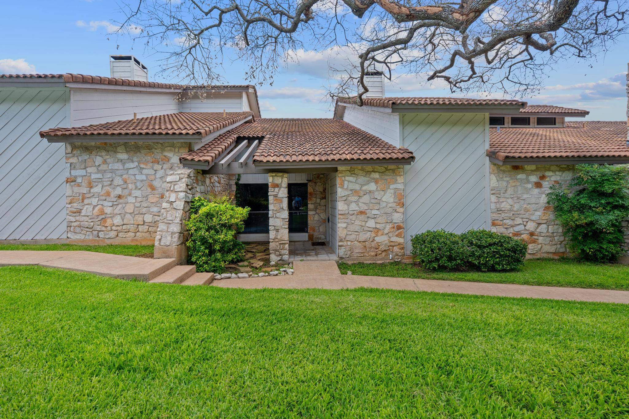 Austin, TX 78747,2217 Onion Creek PKWY #122
