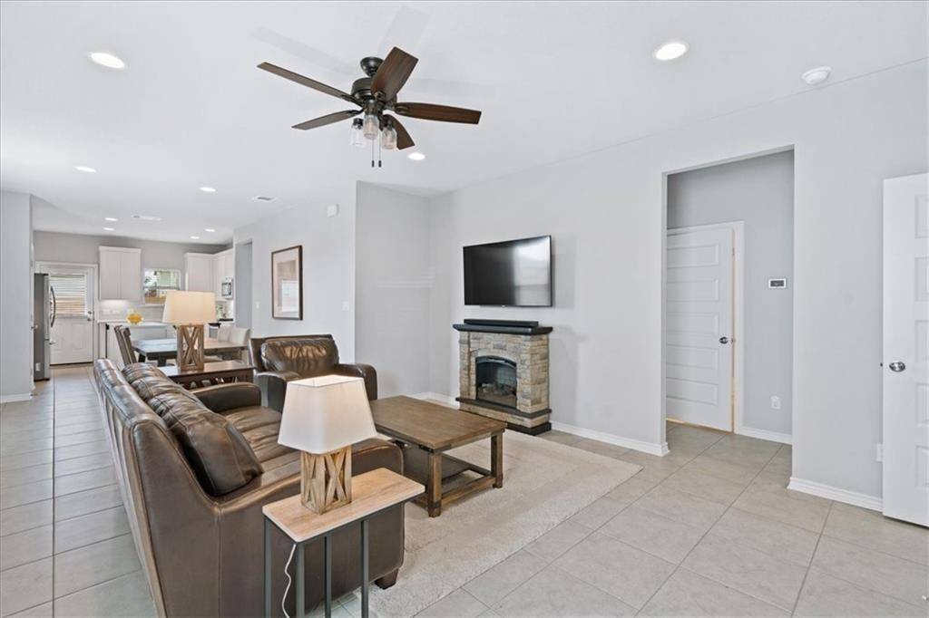 Georgetown, TX 78626,524 Rearing Mare PASS