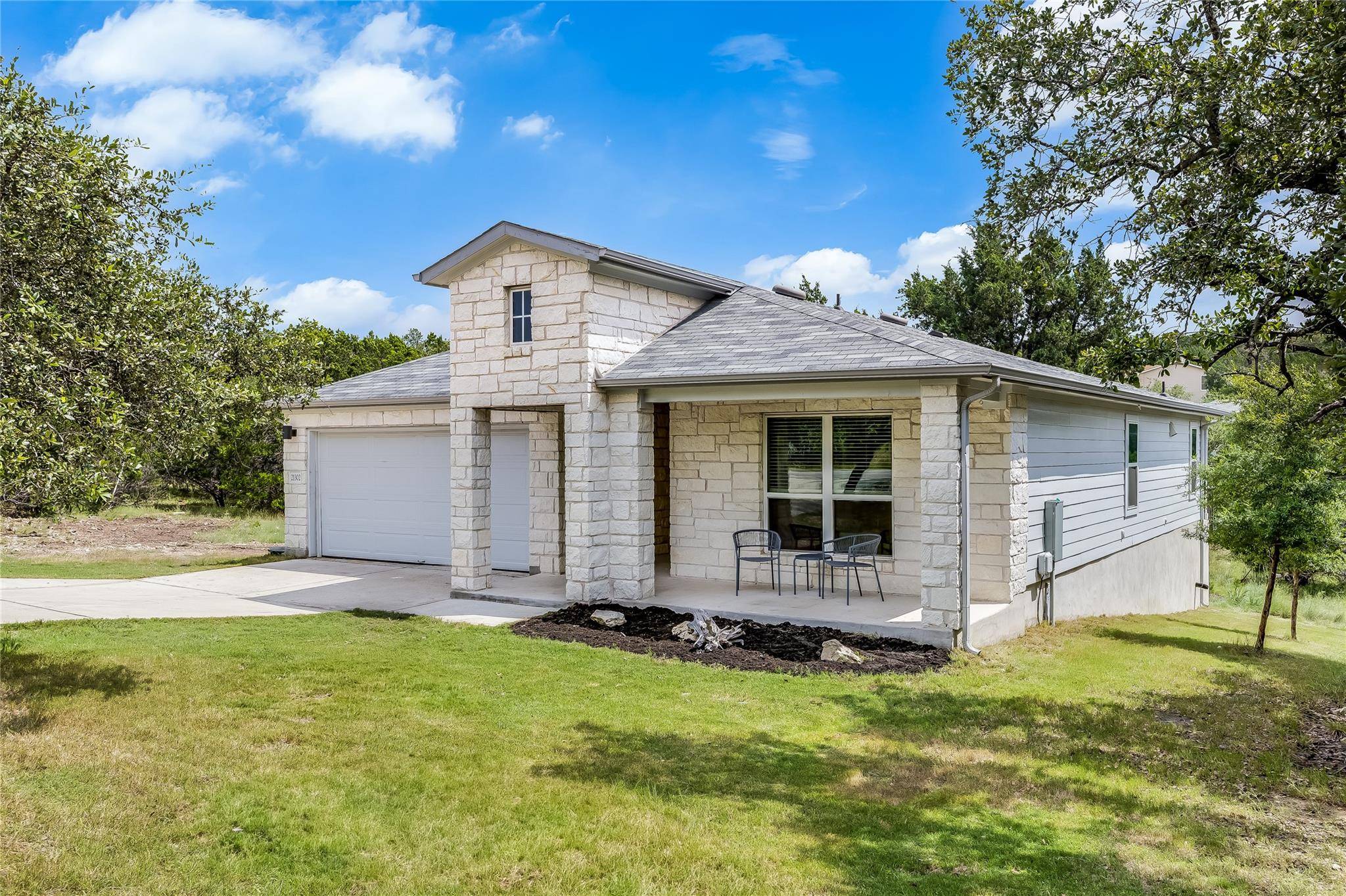 Lago Vista, TX 78645,21302 Santa Rosa