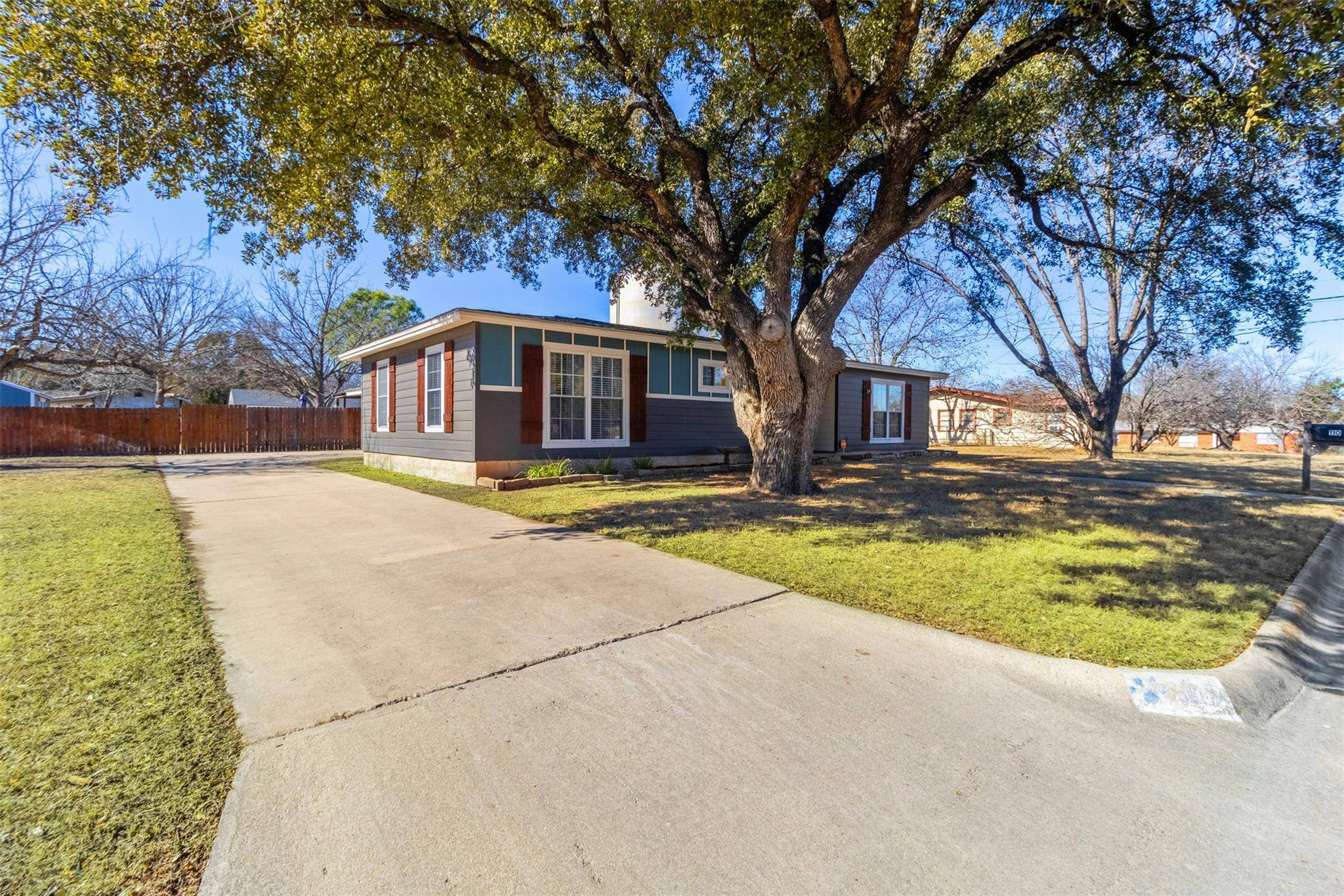 Lampasas, TX 76550,110 N Willis ST