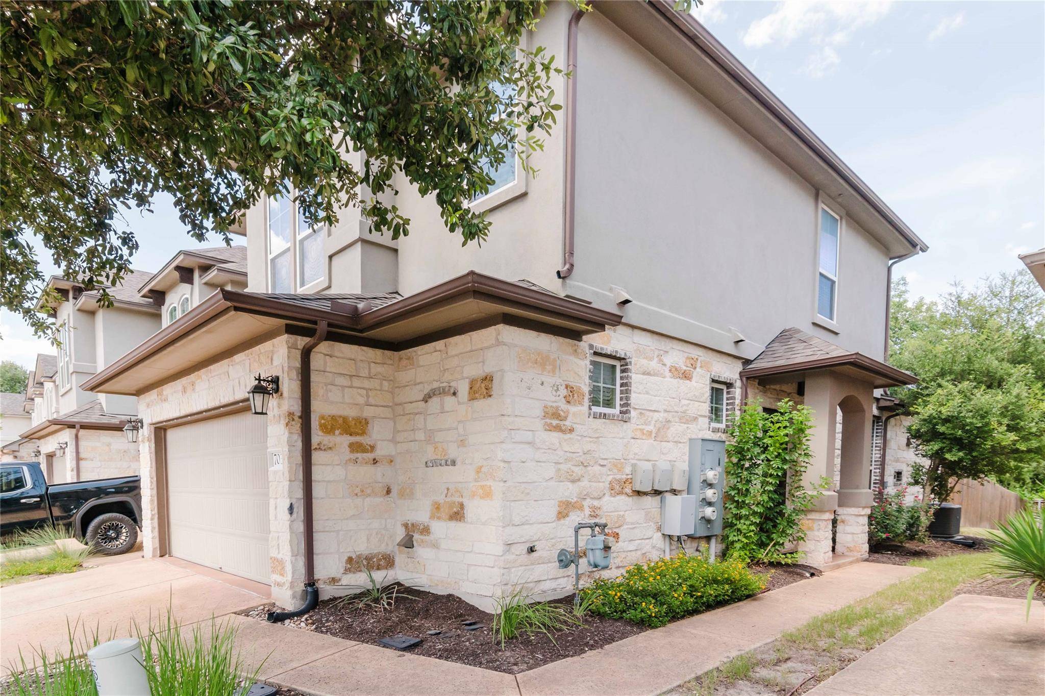 Austin, TX 78729,13400 Briarwick DR #703