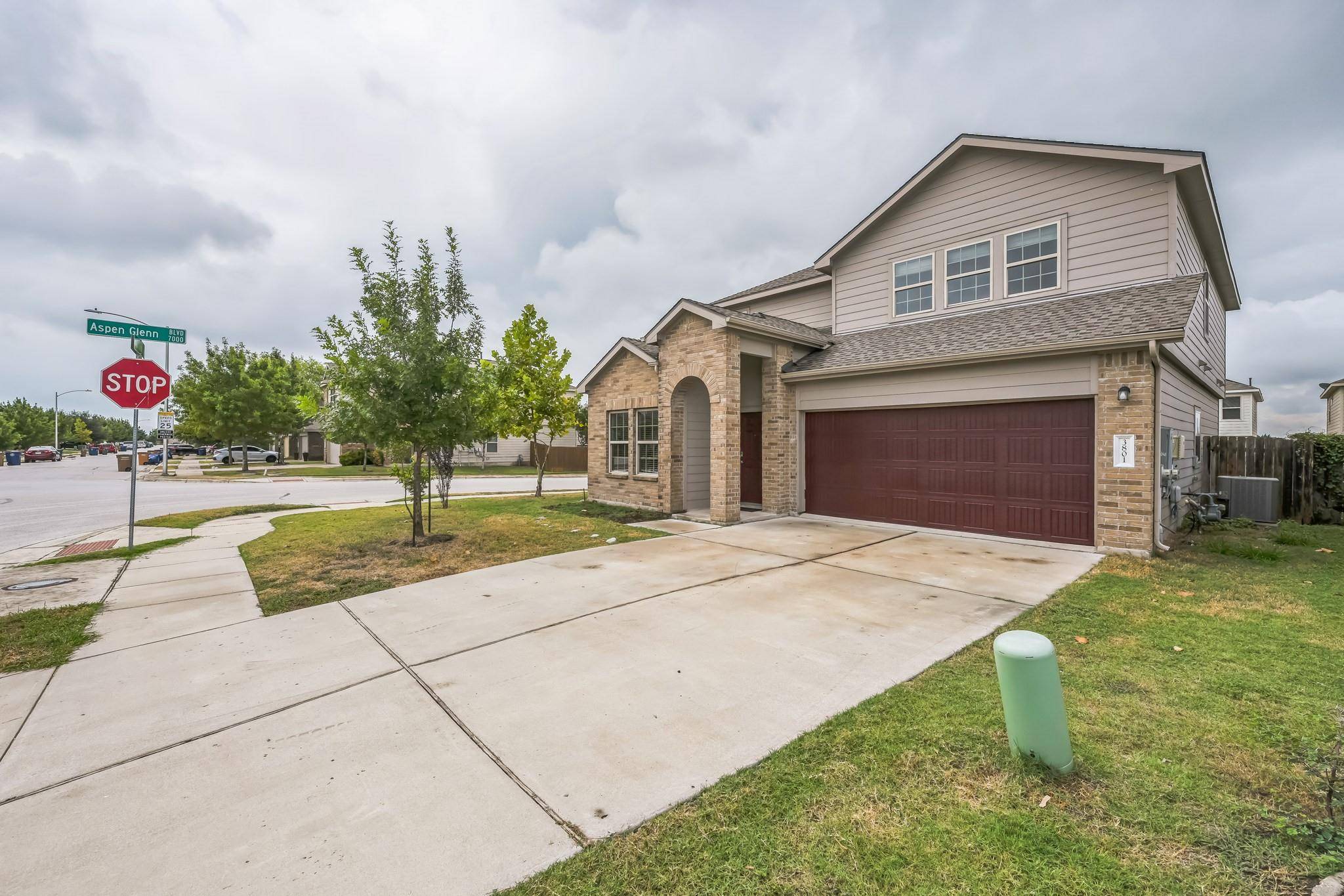 Austin, TX 78744,3801 Black Granite DR