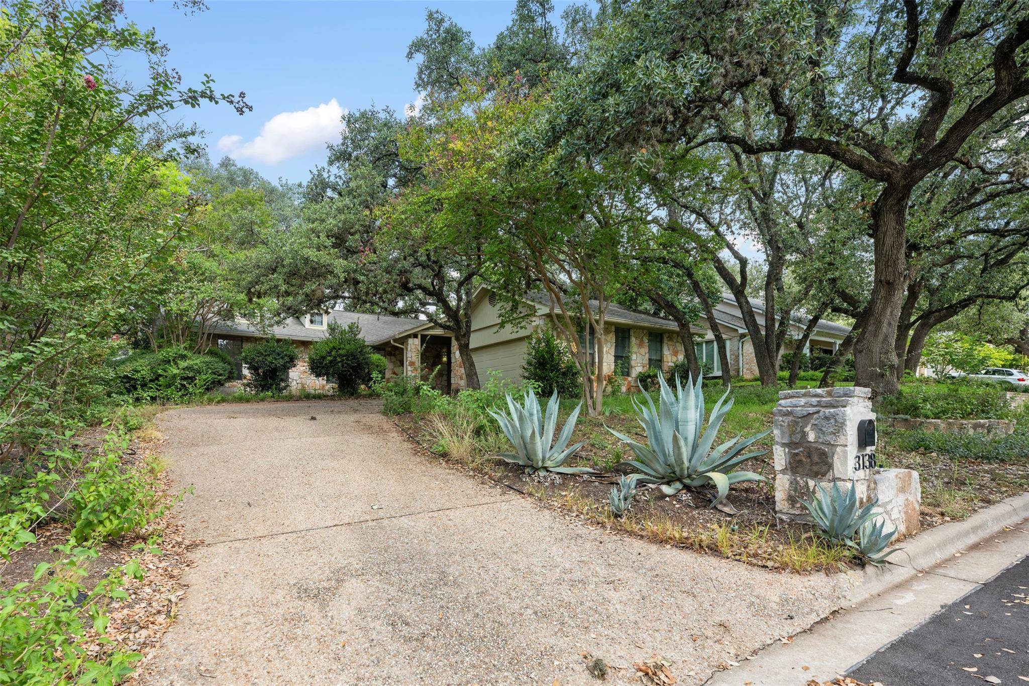 Austin, TX 78746,3138 Honey Tree LN