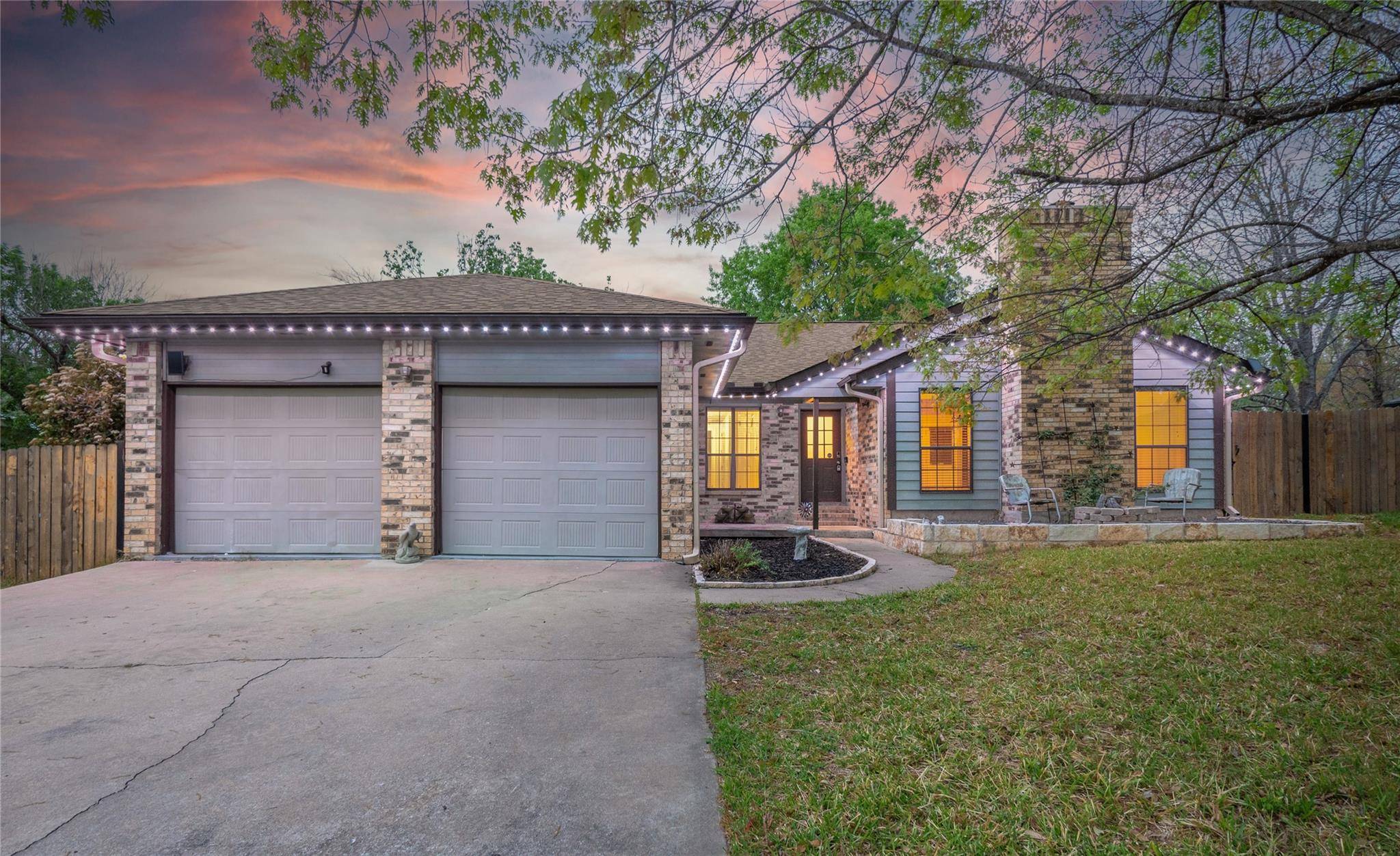 Elgin, TX 78621,100 Stubblefield DR