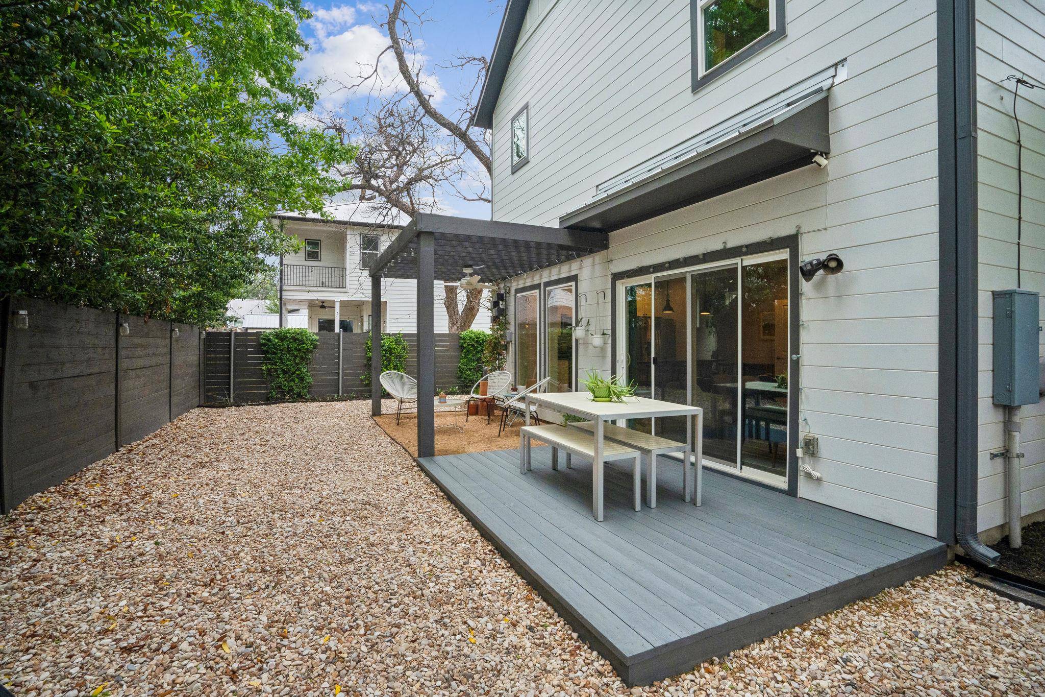 Austin, TX 78702,1410 E 2nd ST #2