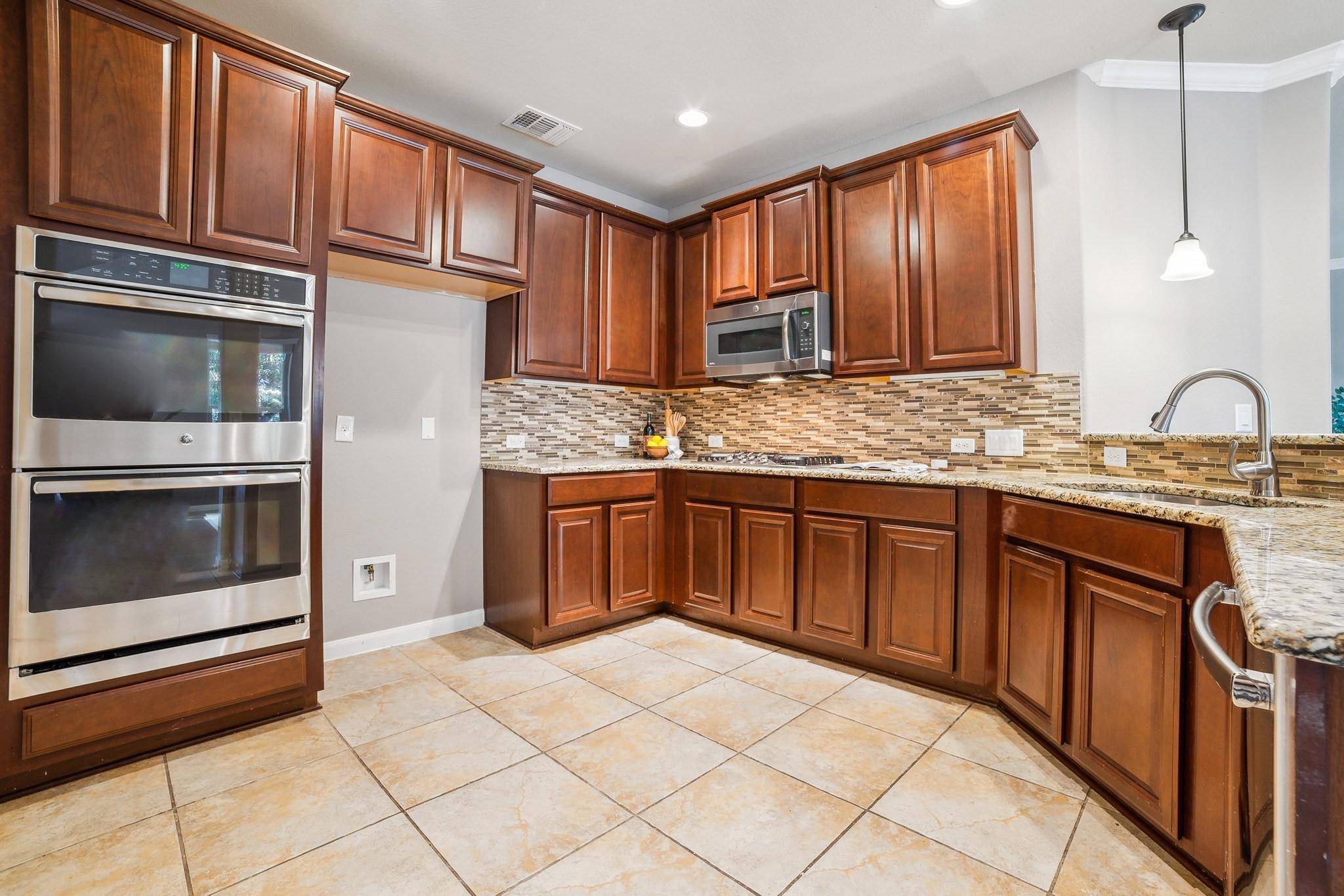 Austin, TX 78734,400 Hummingbird LN #B