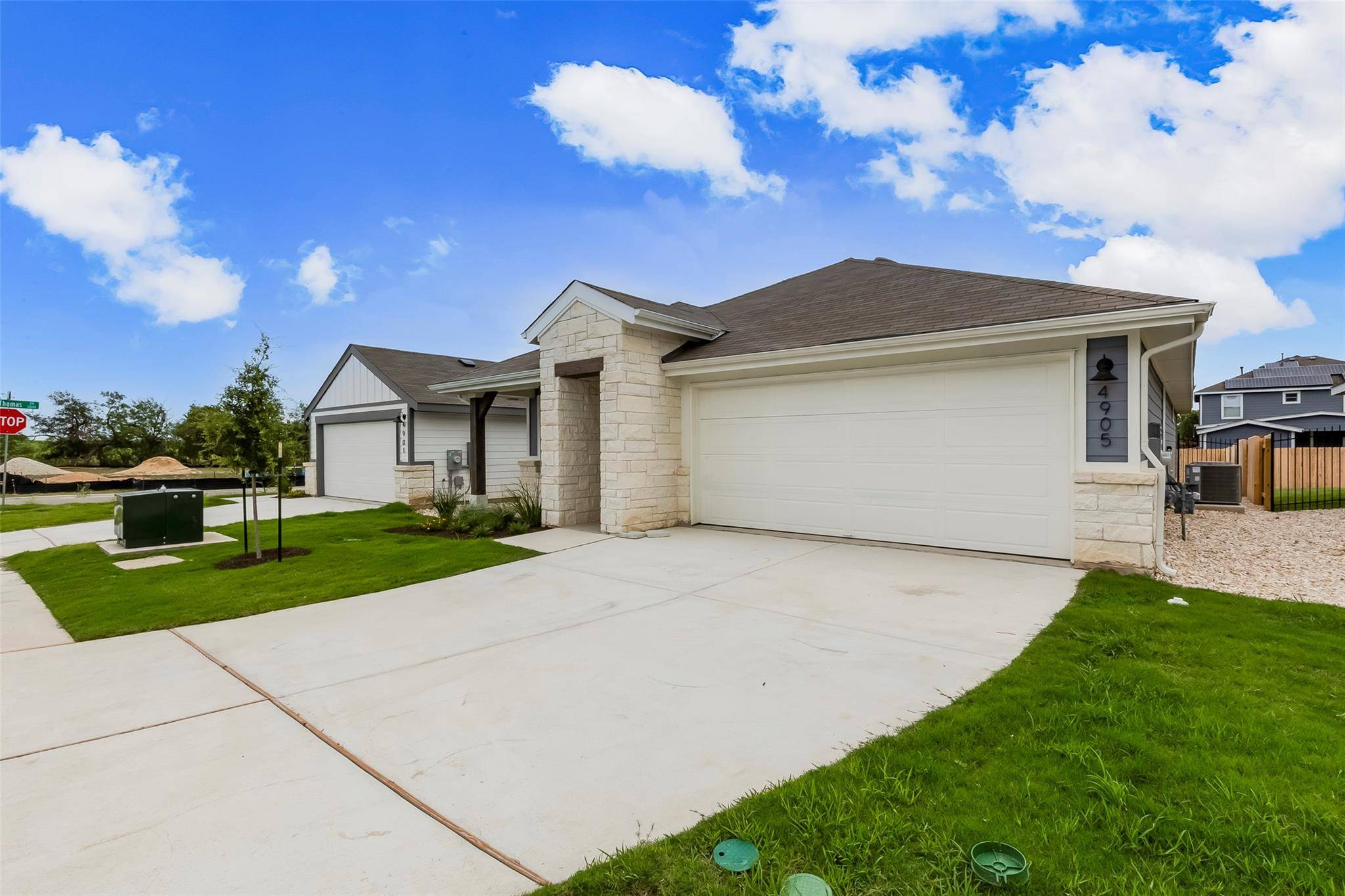Del Valle, TX 78617,4905 Hazelnut LN