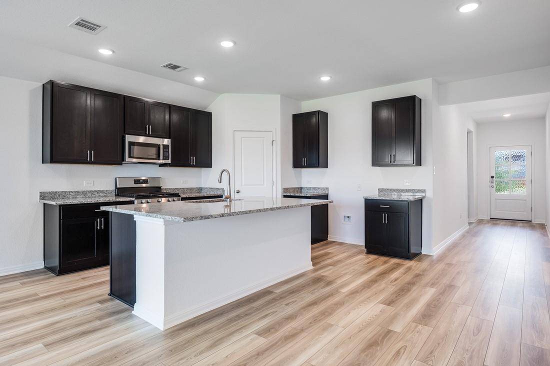 Hutto, TX 78634,302 Crumpton WAY