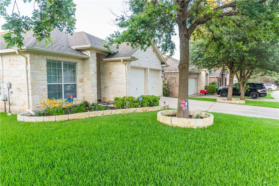 Round Rock, TX 78681,3660 Pine Needle CIR