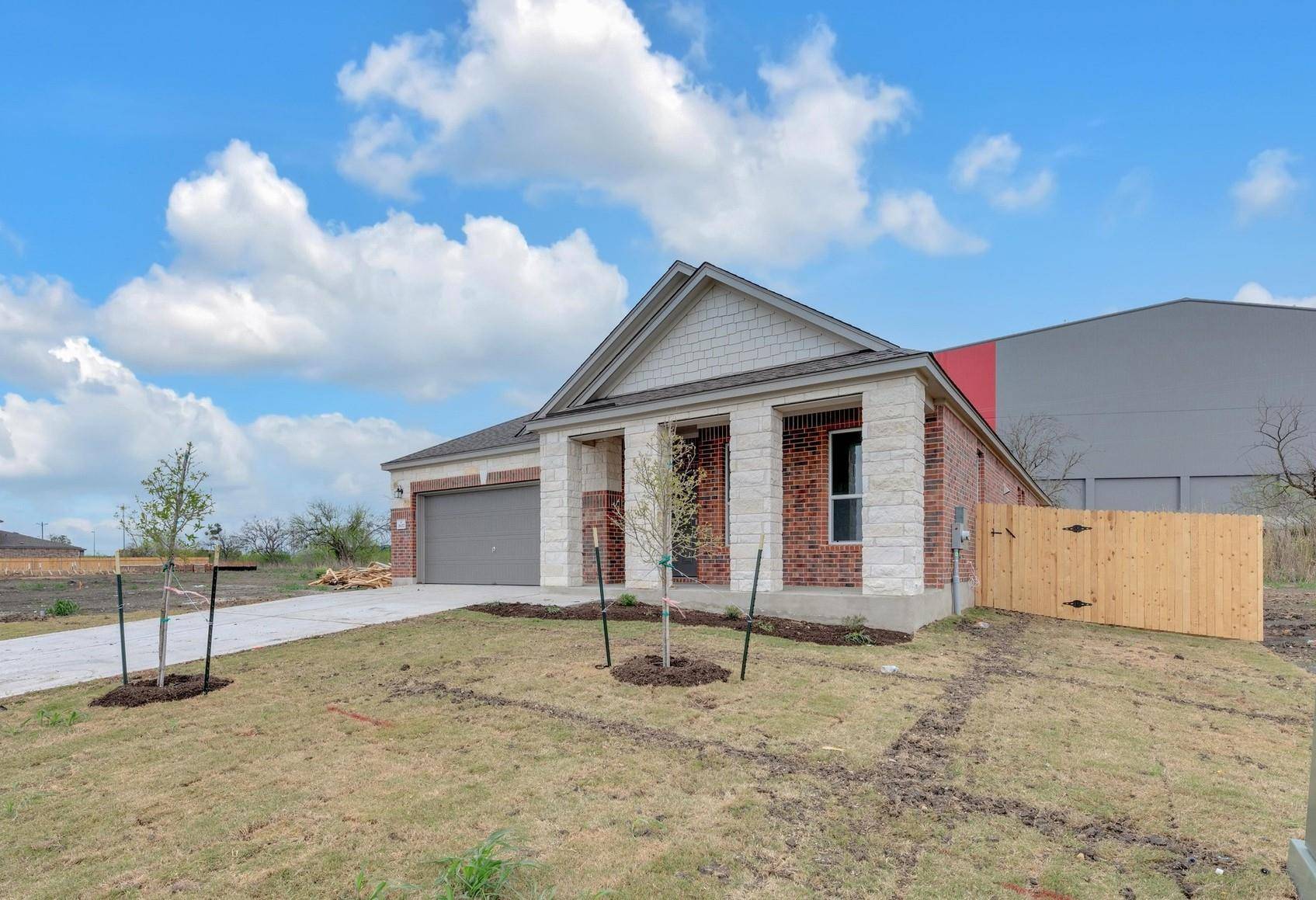 Manor, TX 78653,18017 Bridled Stallion DR