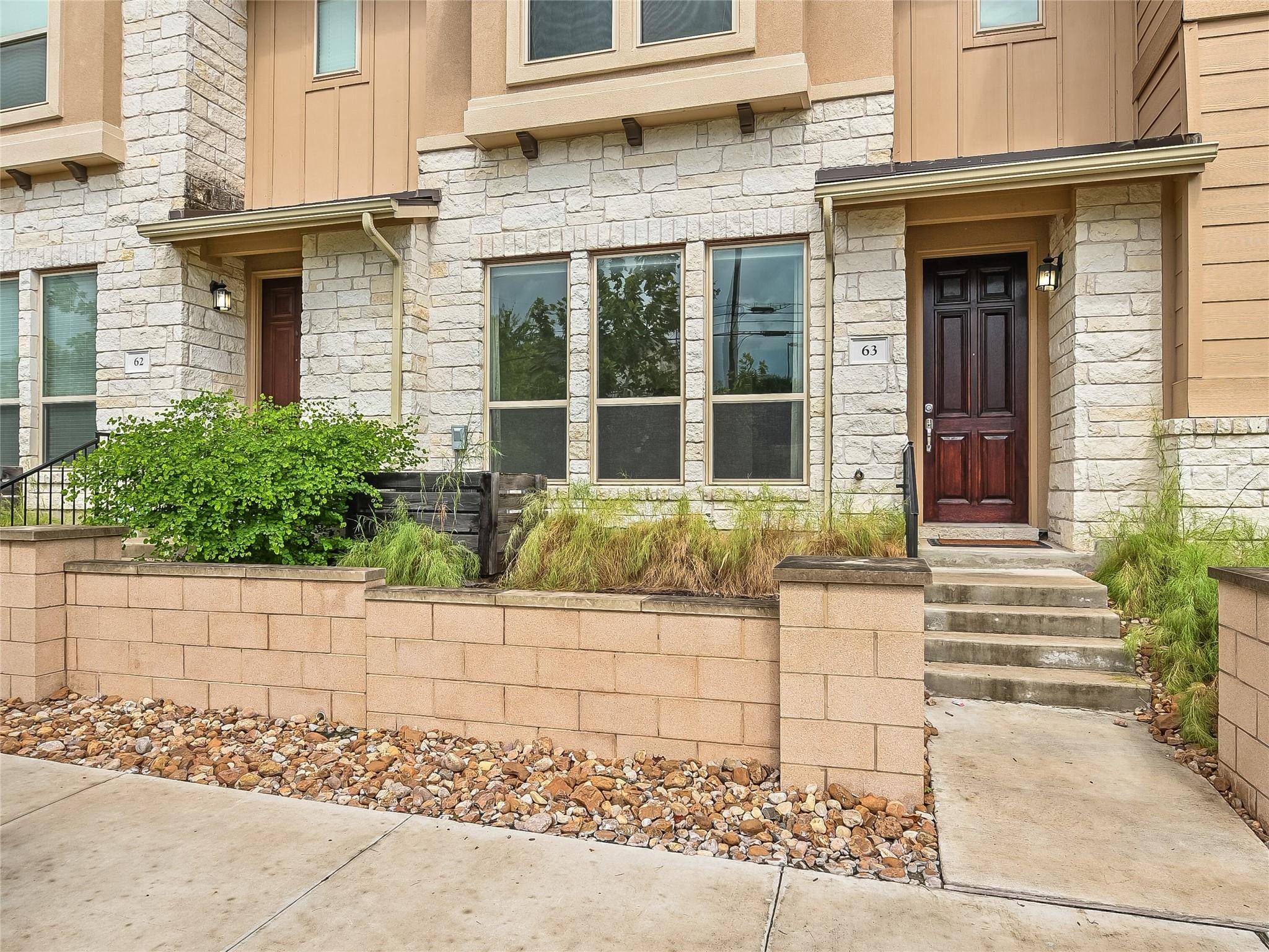 Austin, TX 78741,6814 E Riverside DR #63