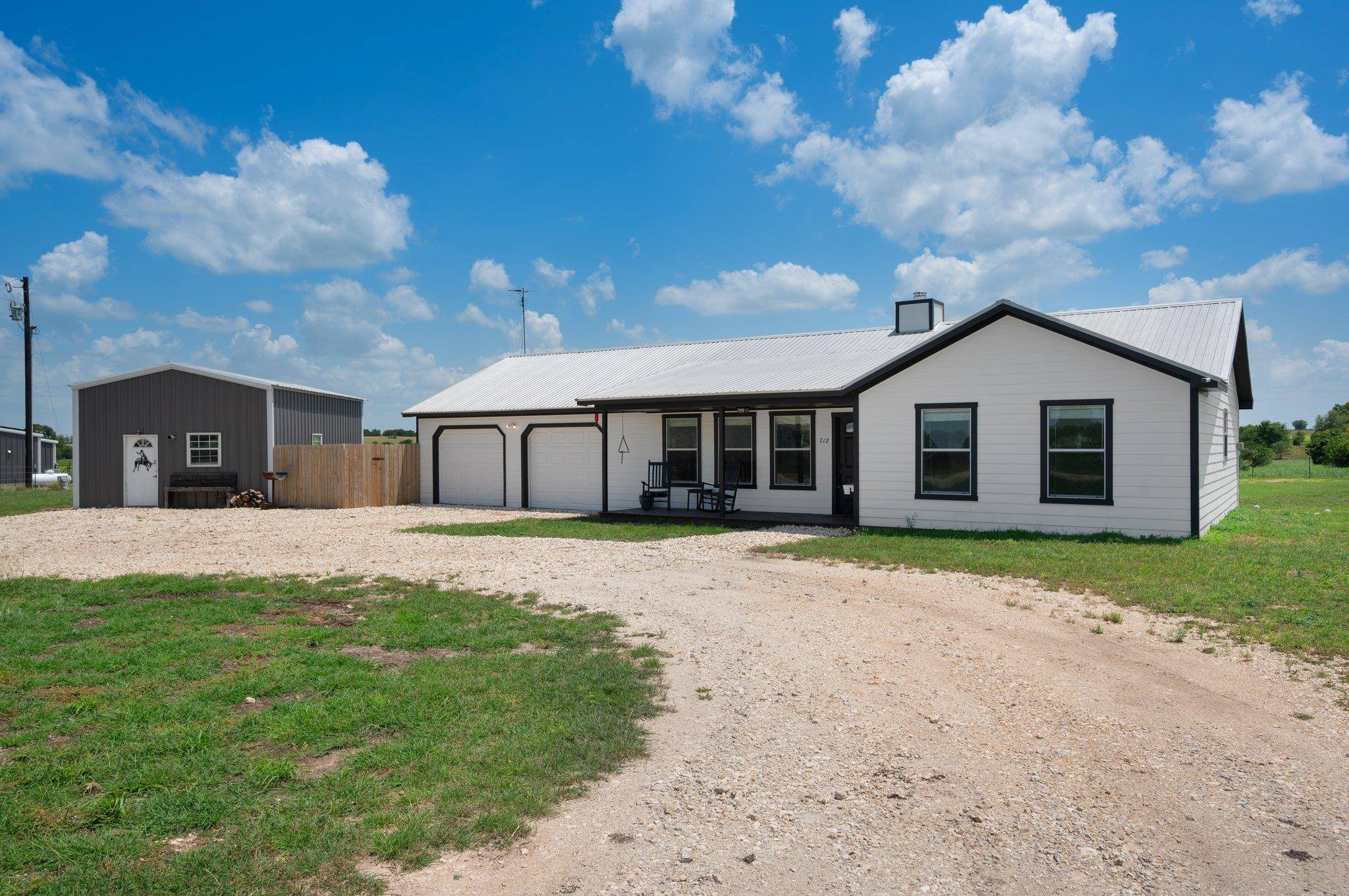 Granger, TX 76530,712 County Road 330