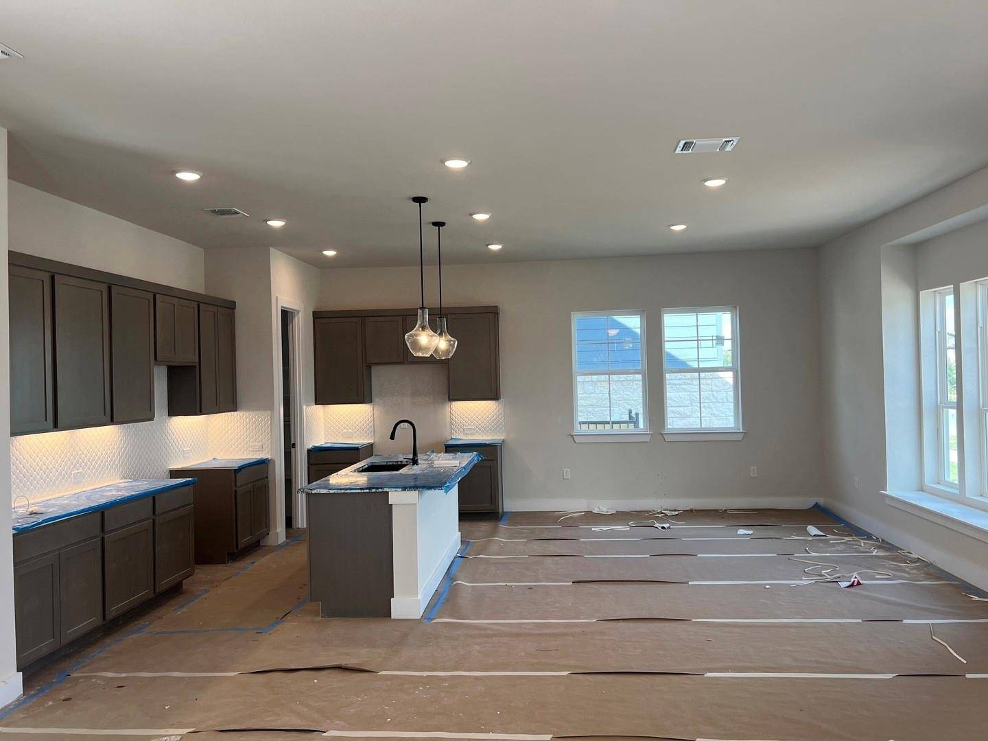 Austin, TX 78744,7419 Boyd Haven DR