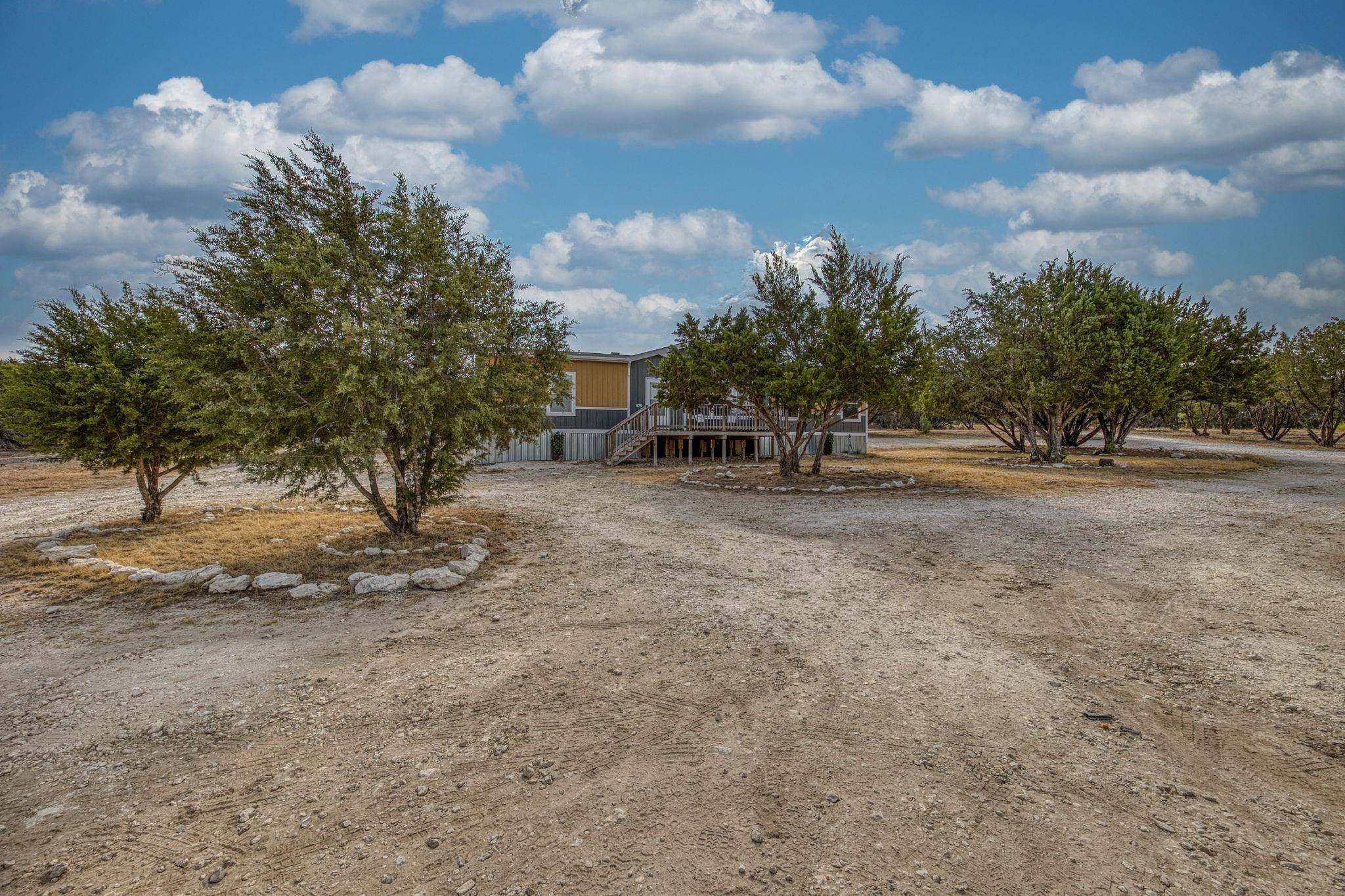 Lampasas, TX 76550,875 County Road 231
