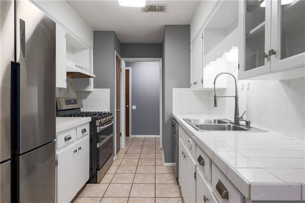 Austin, TX 78757,8504 Woodstone DR