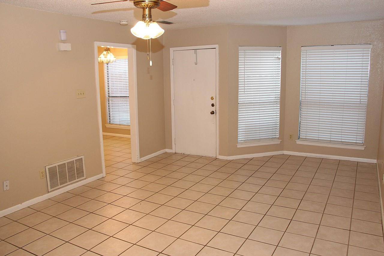 Austin, TX 78729,13355 Water Oak LN #B
