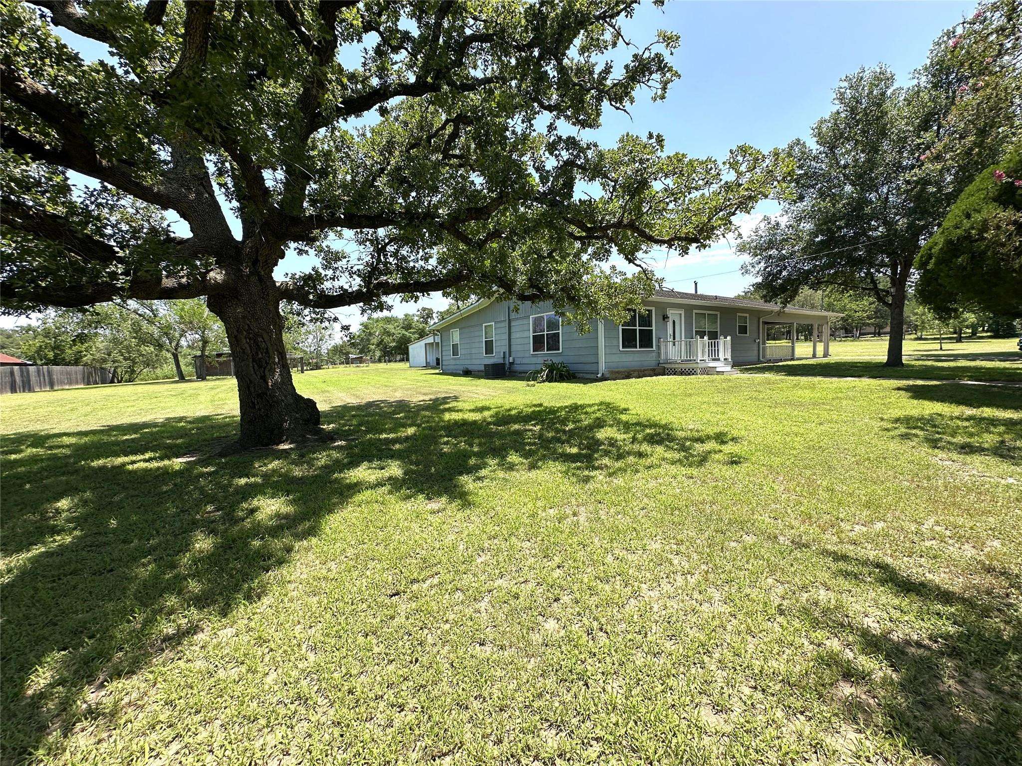 Plum, TX 78952,212 Main ST