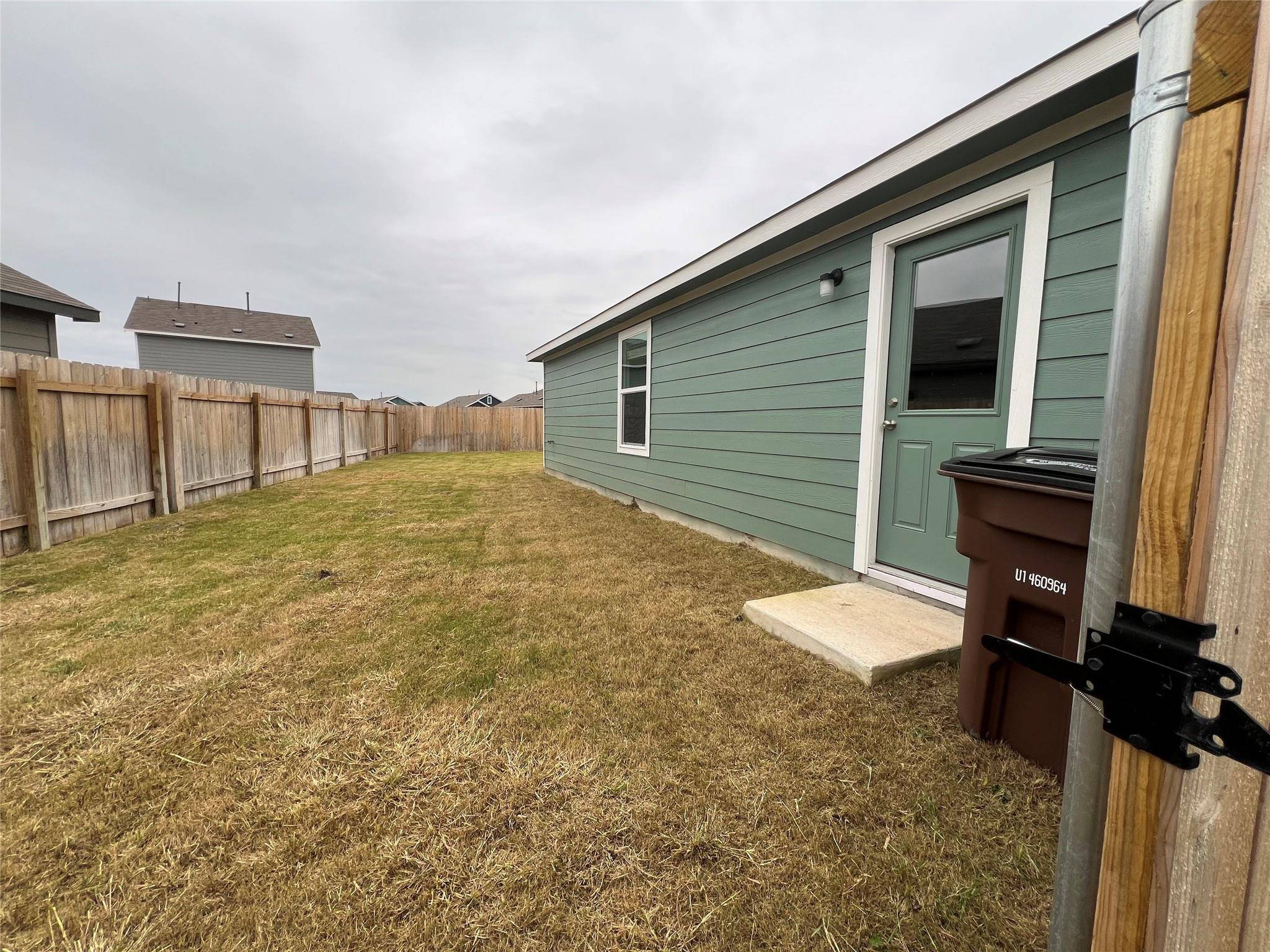 Lockhart, TX 78644,420 Halfmoon DR