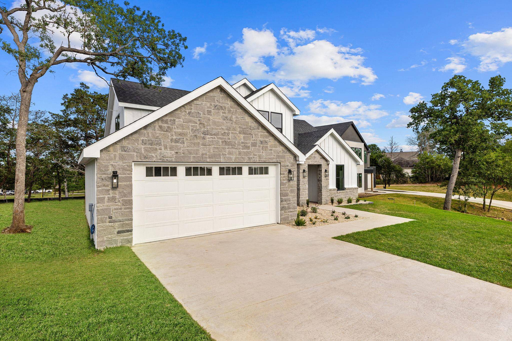 Bastrop, TX 78602,208 Ulupau CIR