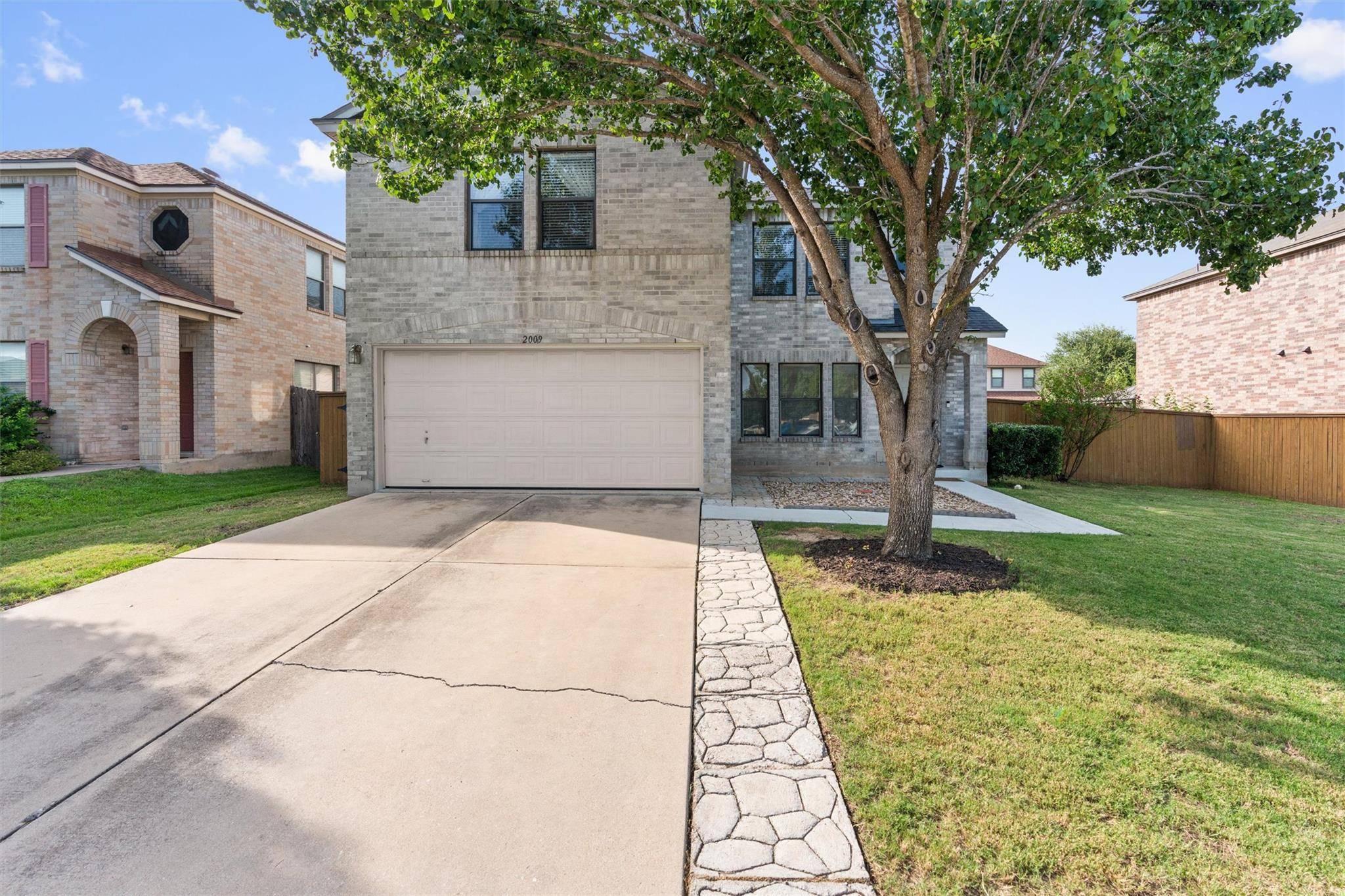 Leander, TX 78641,2009 Rim Rock DR