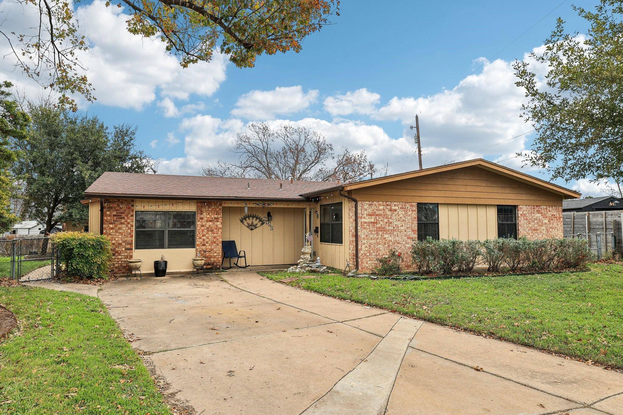 Austin, TX 78757,2014 Hardy CIR