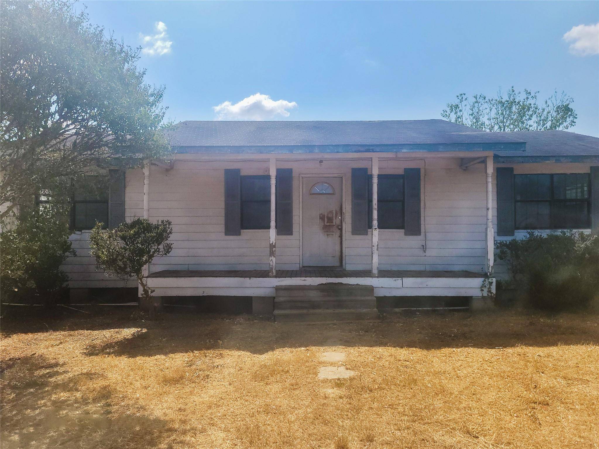 Dale, TX 78616,747 Chamberlin RD