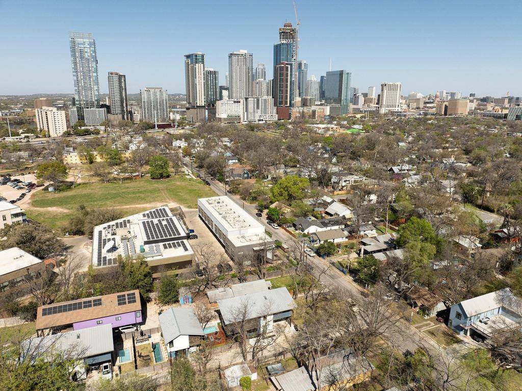 Austin, TX 78702,1411 Haskell ST