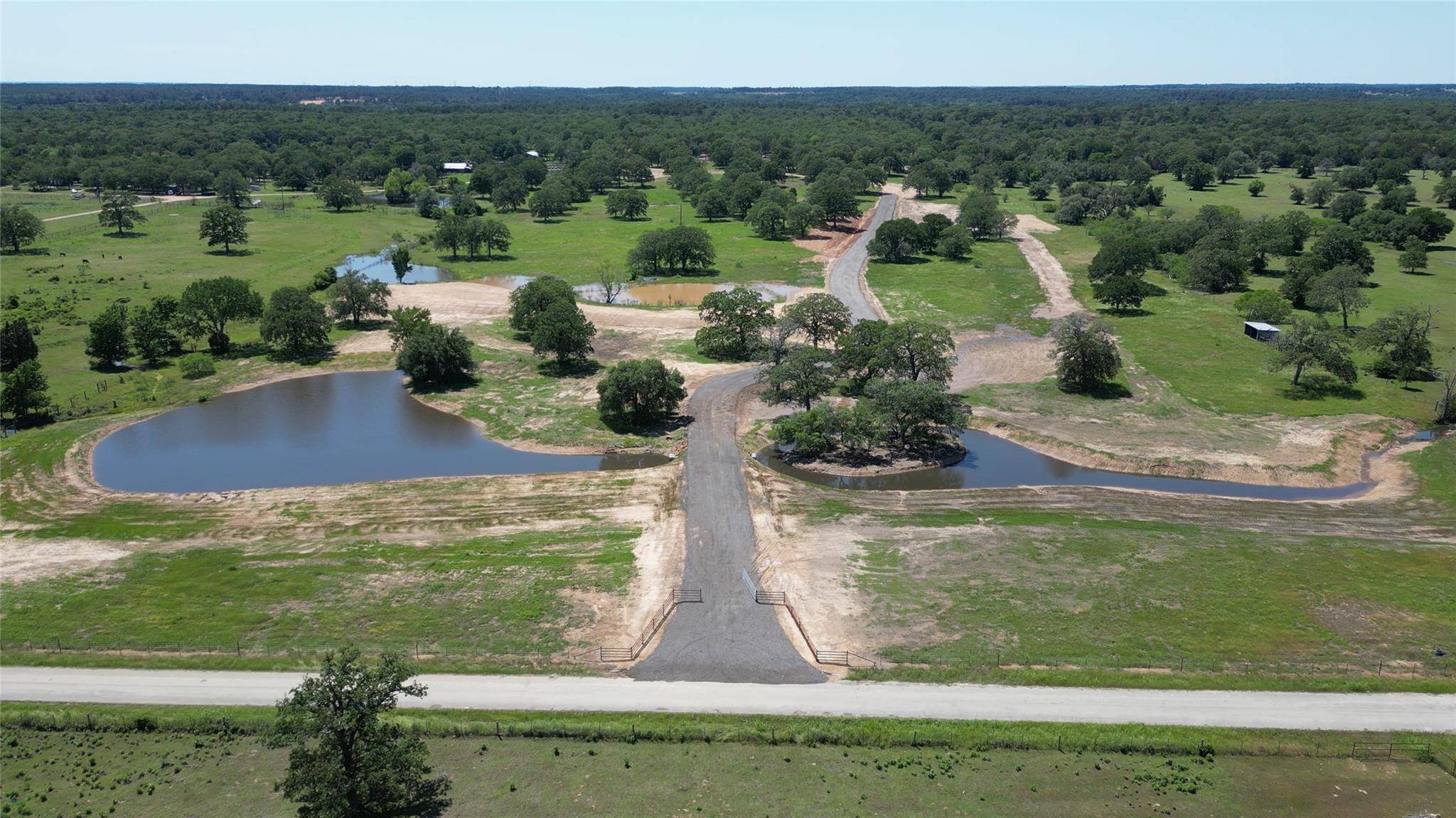 Smithville, TX 78957,431 Nink RD