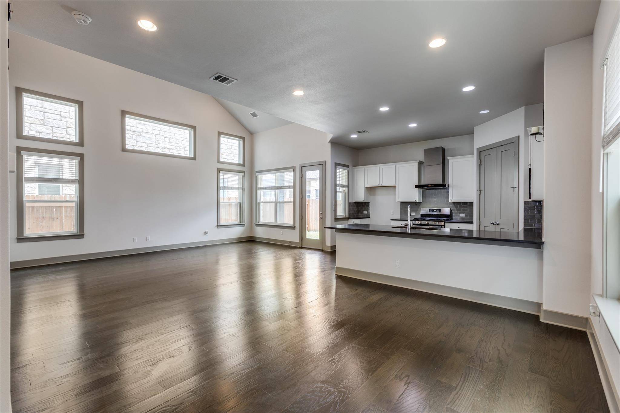 Cedar Park, TX 78613,900 Old Mill RD #35