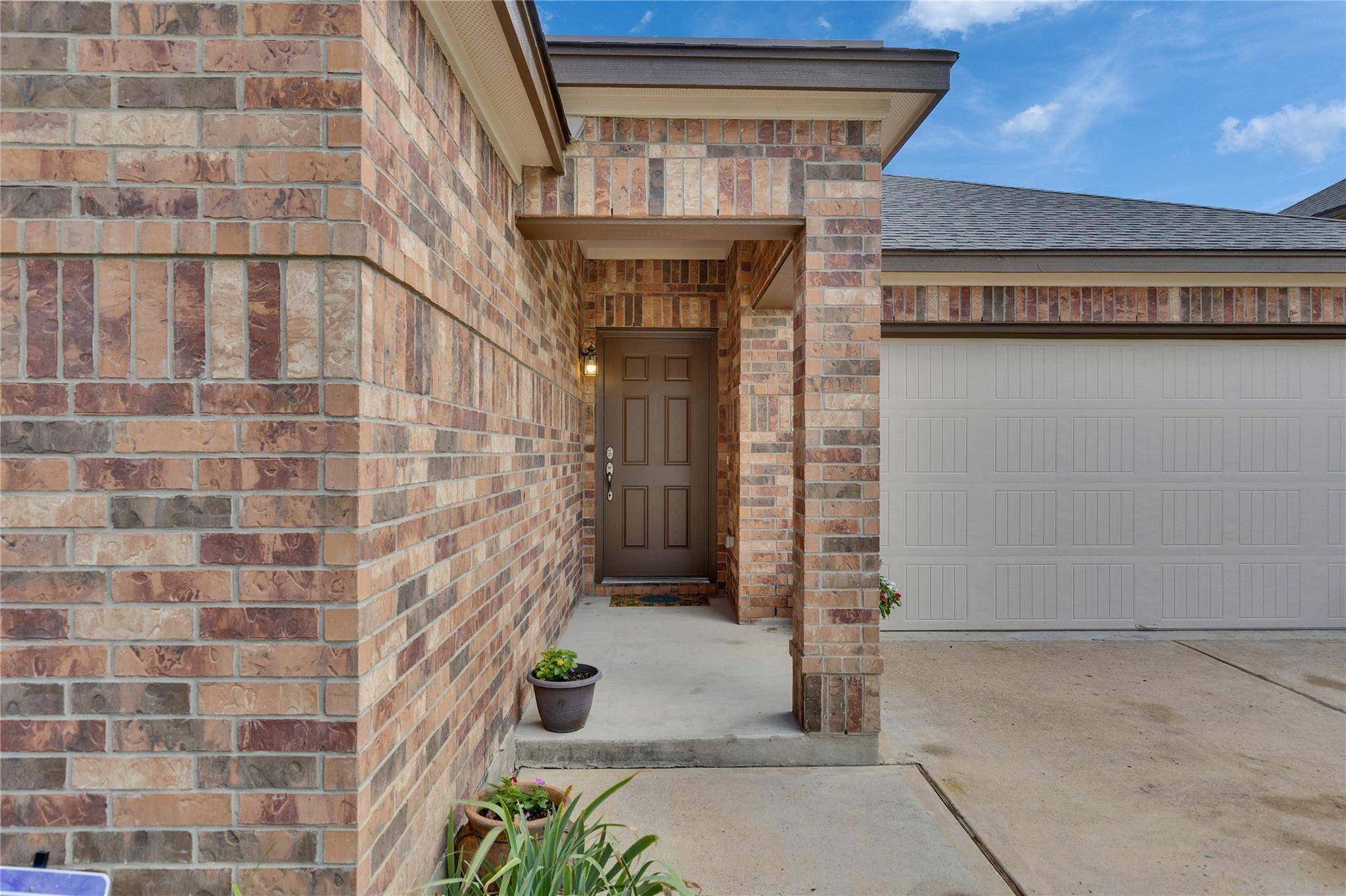 Kyle, TX 78640,120 Jasmine CV