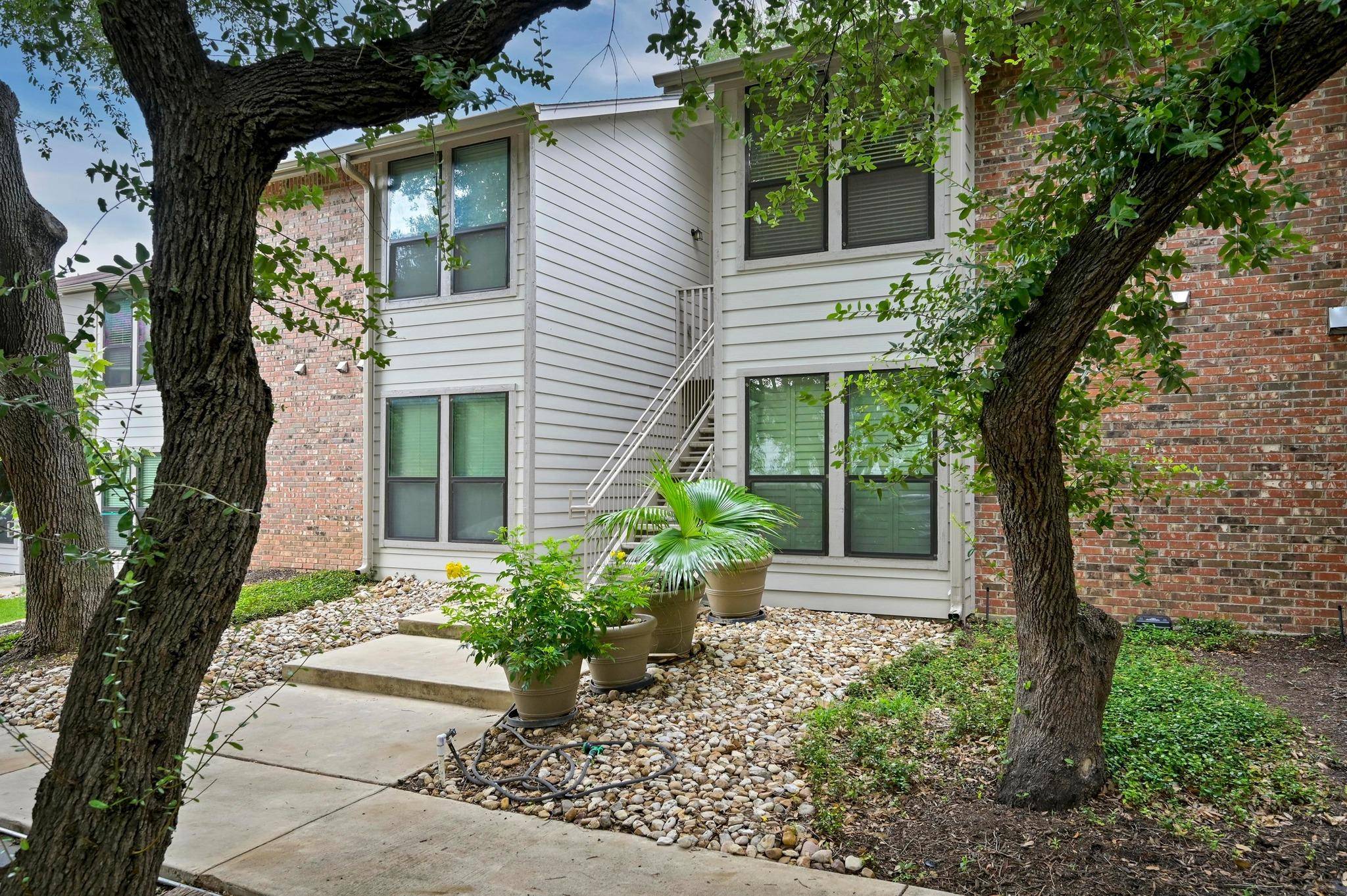 Austin, TX 78731,3839 Dry Creek DR #207