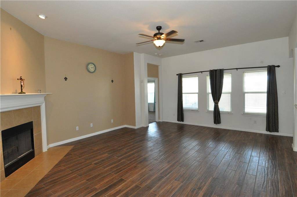 Hutto, TX 78634,1106 Delia Chapa