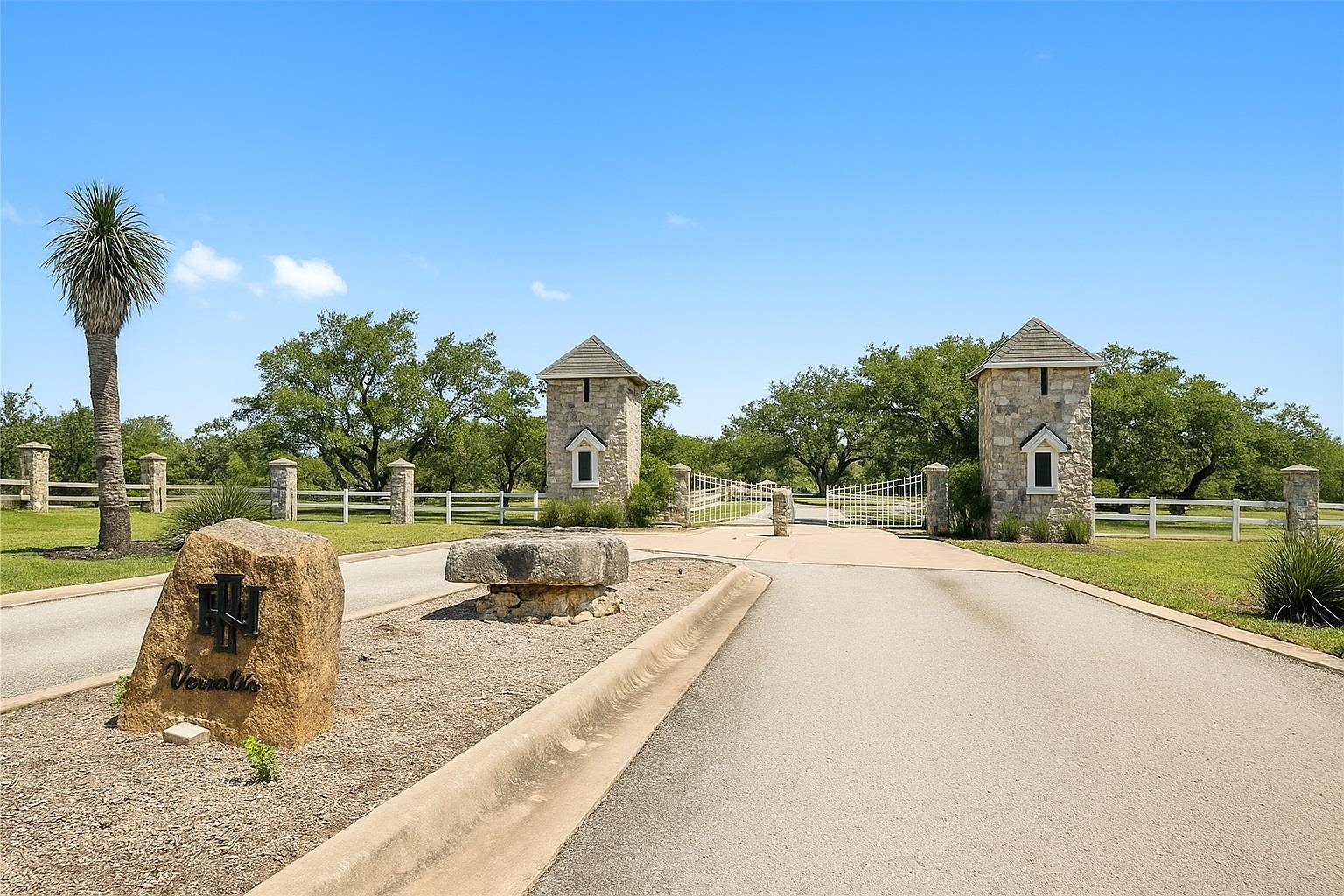 Dripping Springs, TX 78620,831 Hidden Creek DR