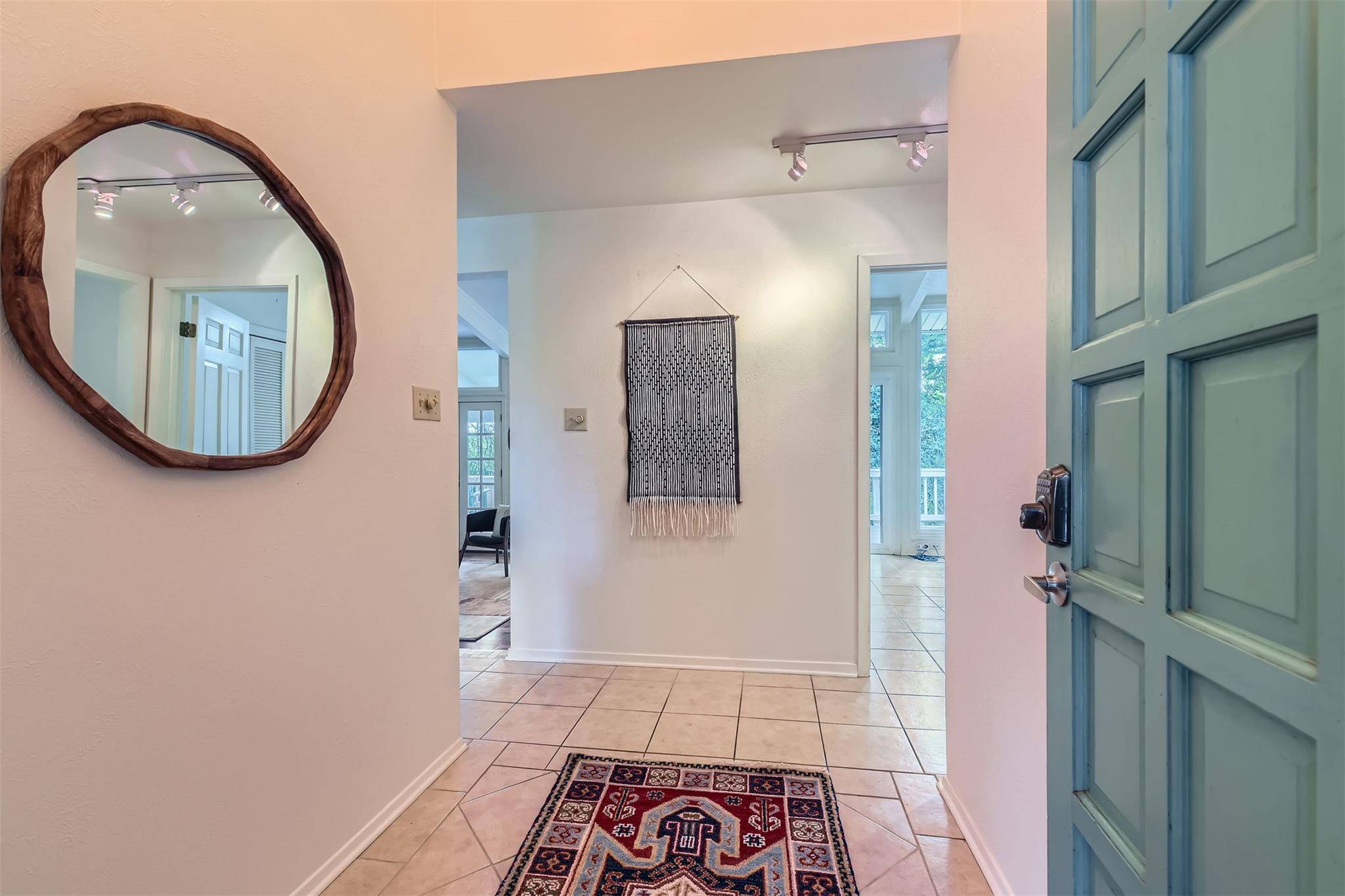 Austin, TX 78704,1901 Cresthaven DR
