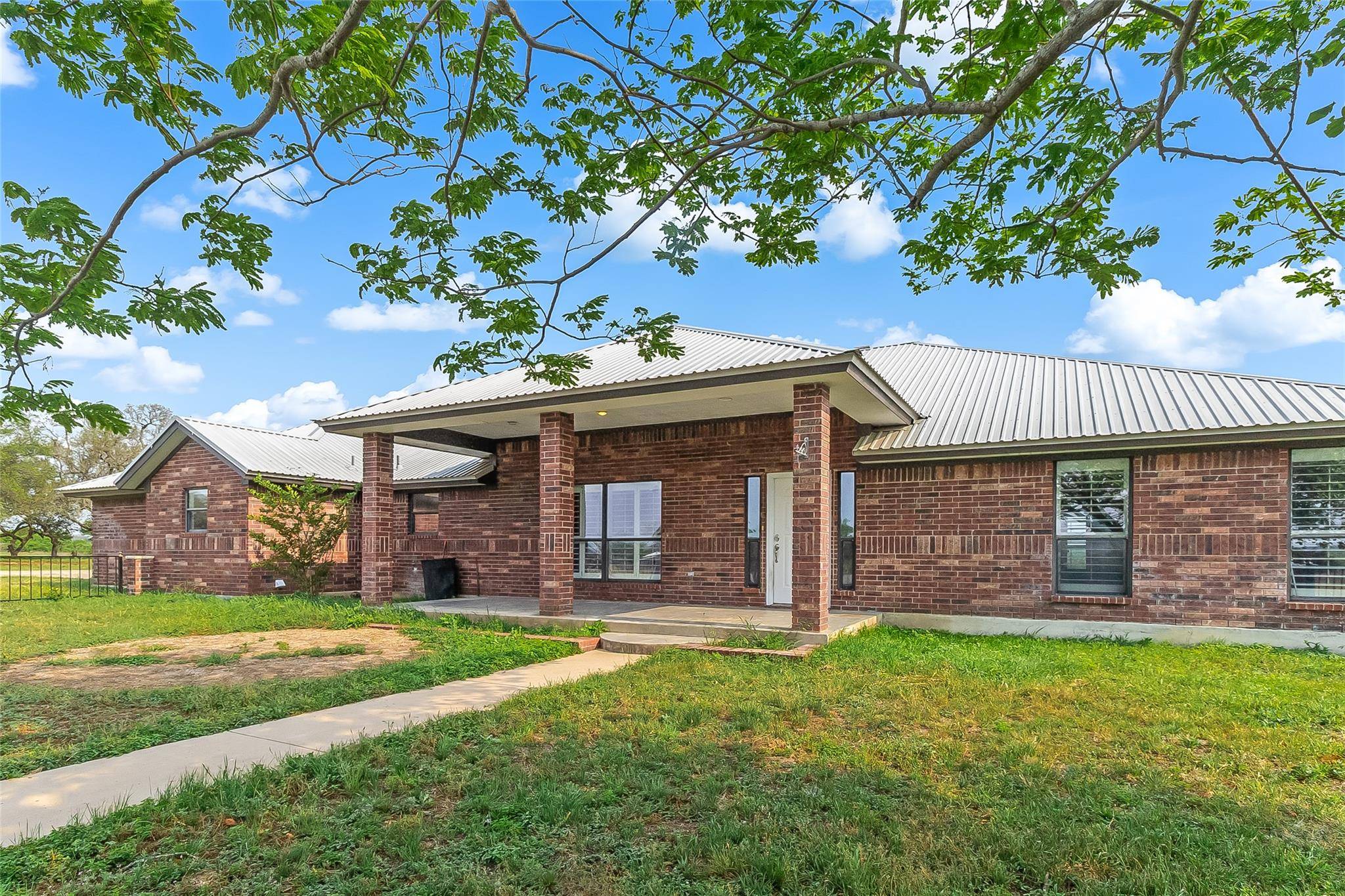 Burnet, TX 78611,8321 County Road 200