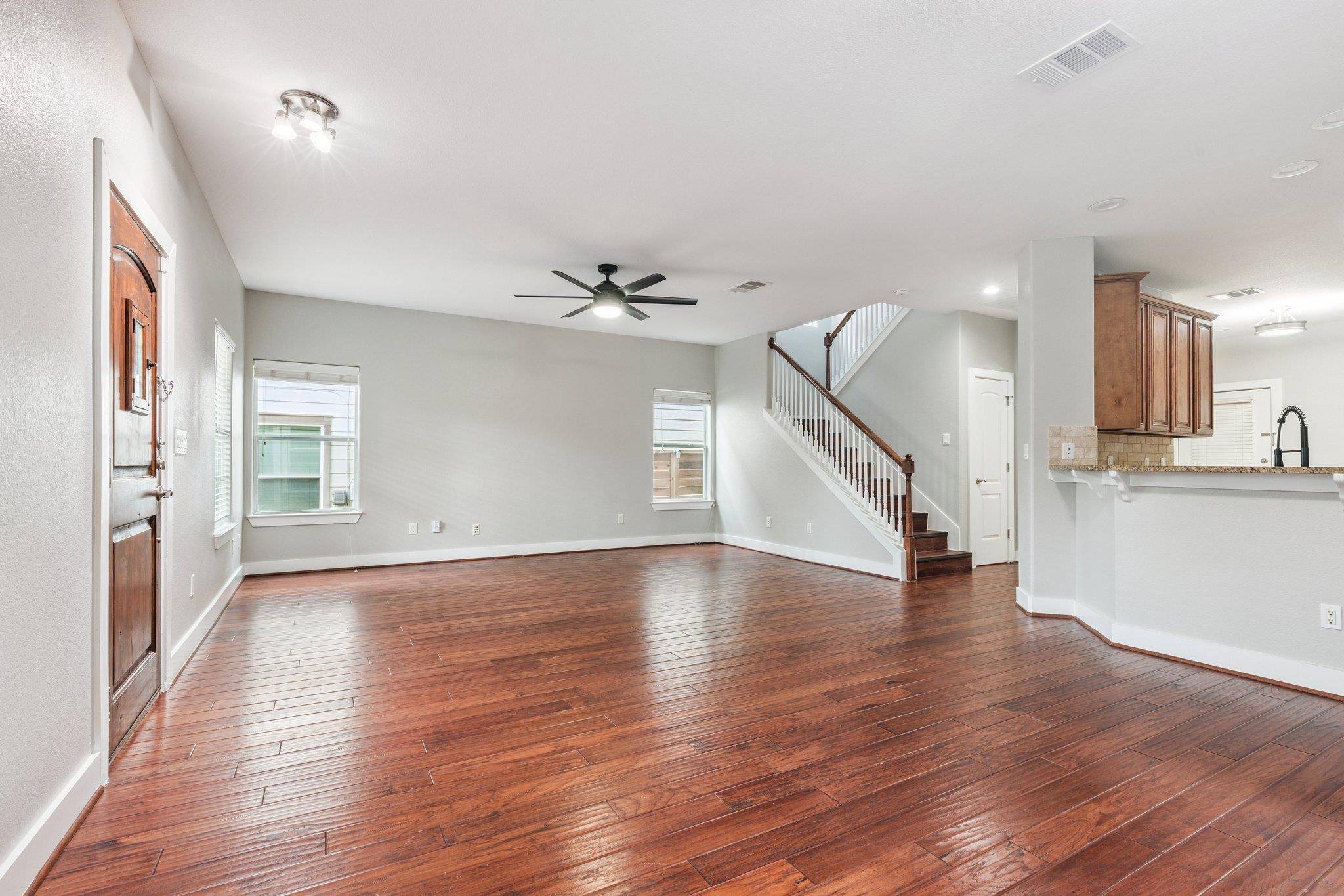 Austin, TX 78702,1604 Maple Ave #1